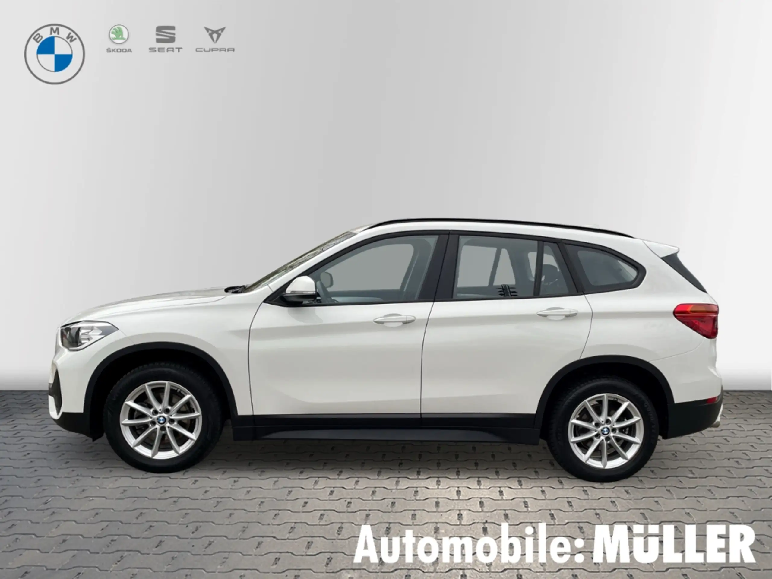 BMW - X1