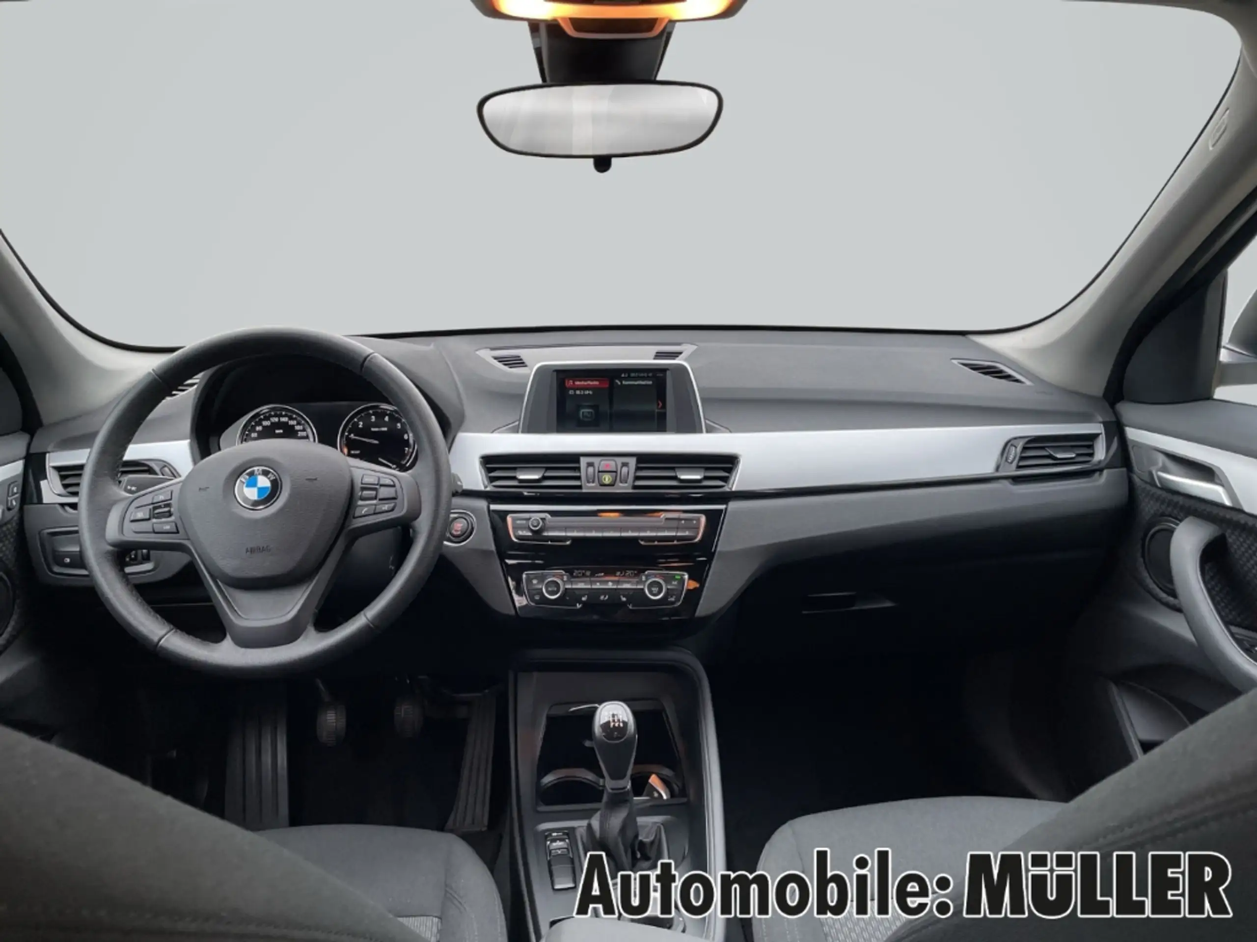 BMW - X1