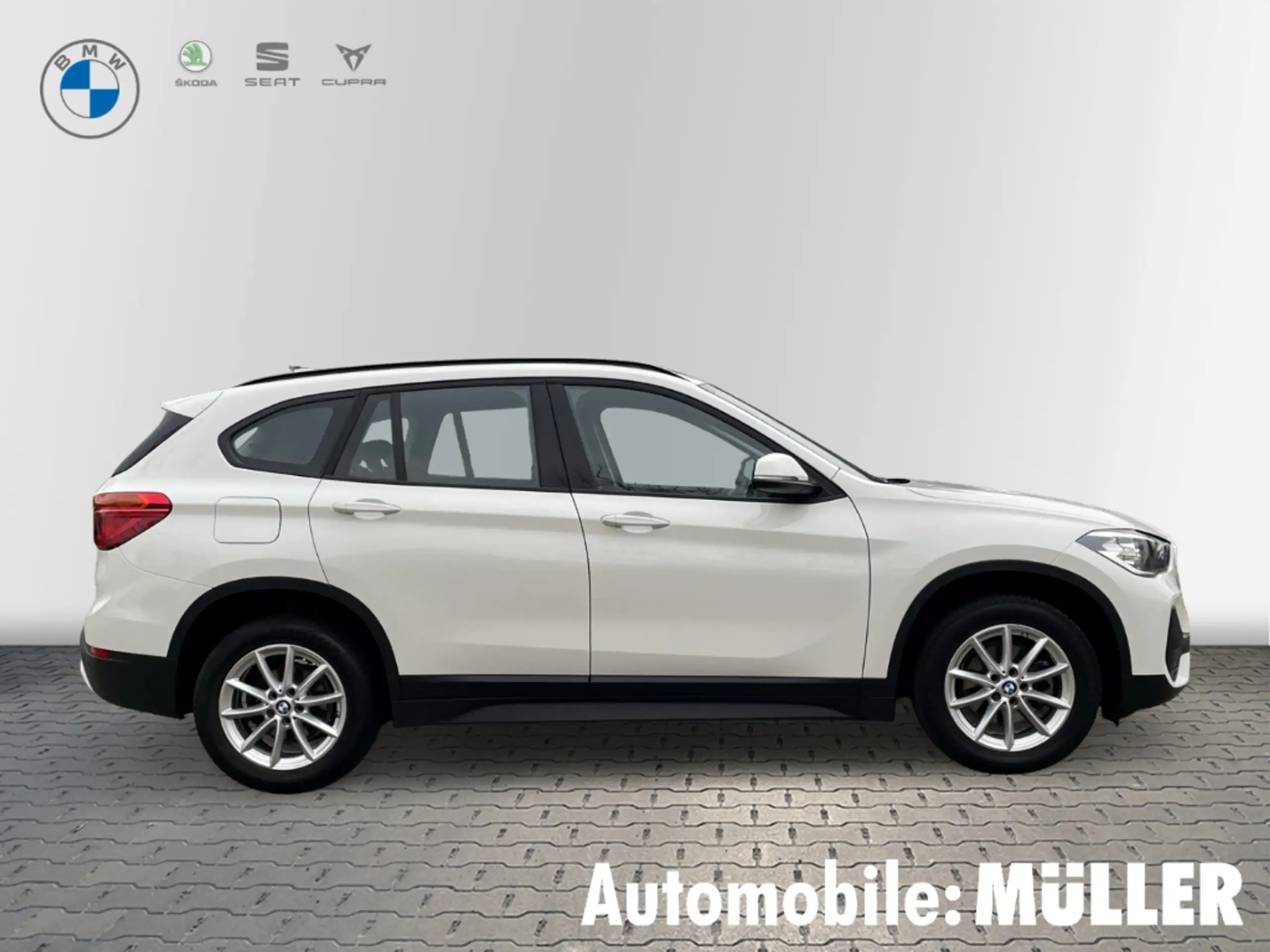 BMW - X1