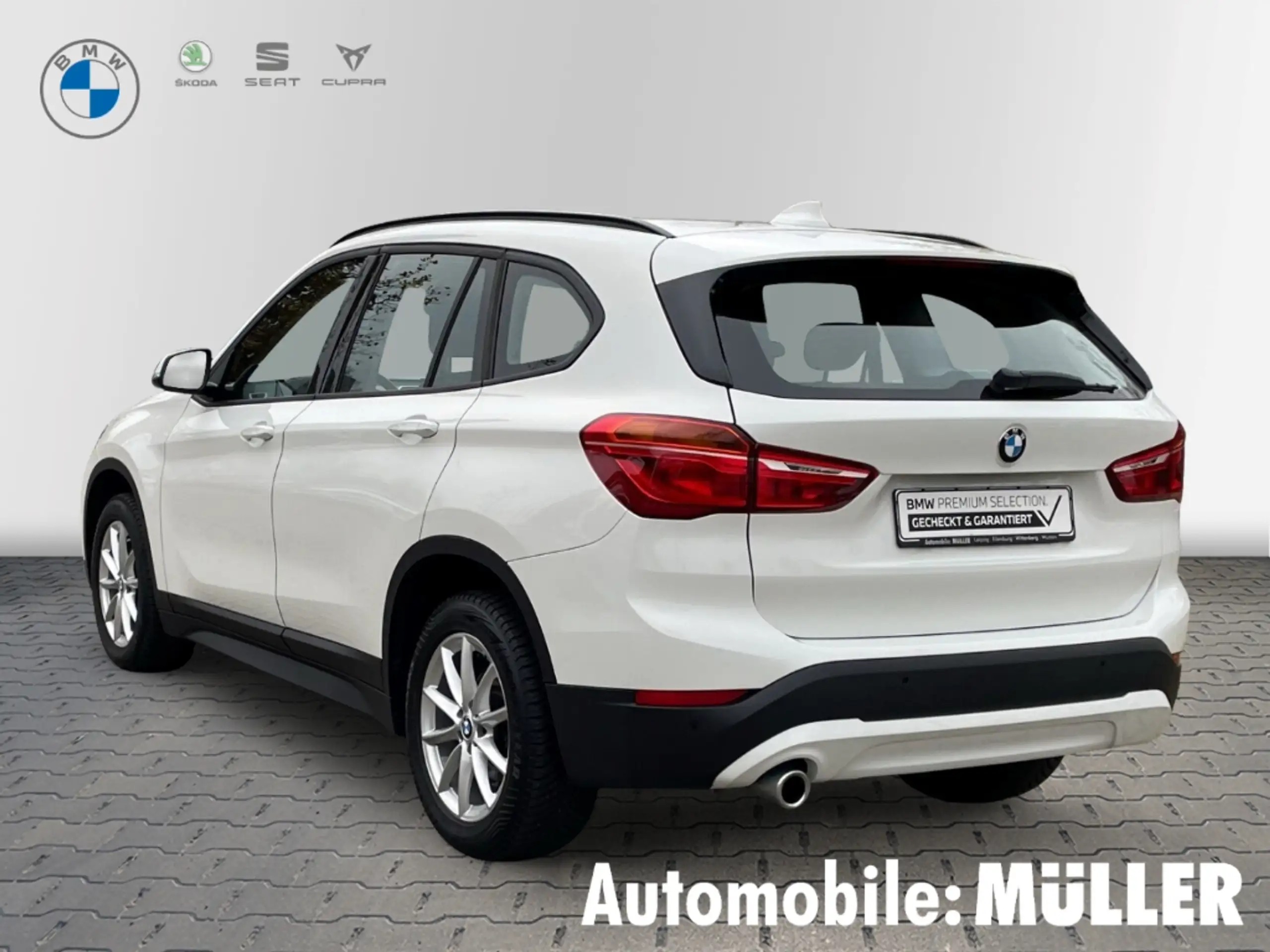 BMW - X1