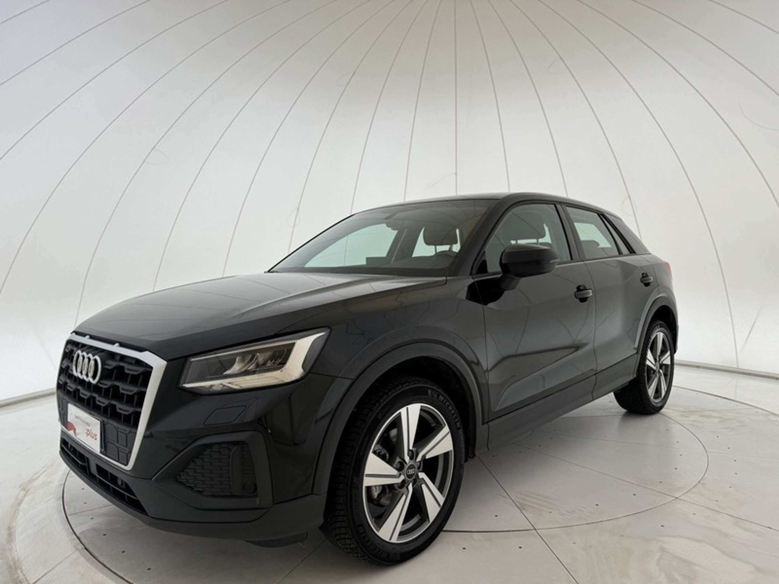 Audi - Q2