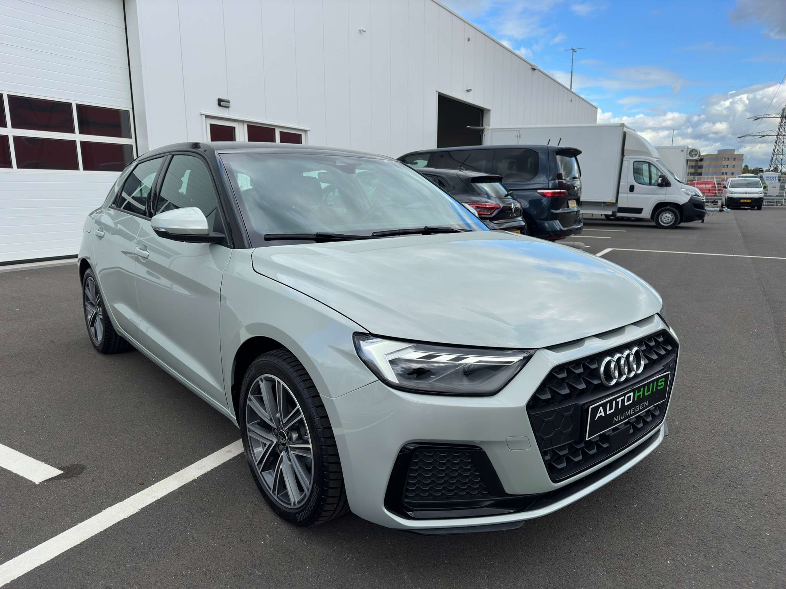 Audi - A1