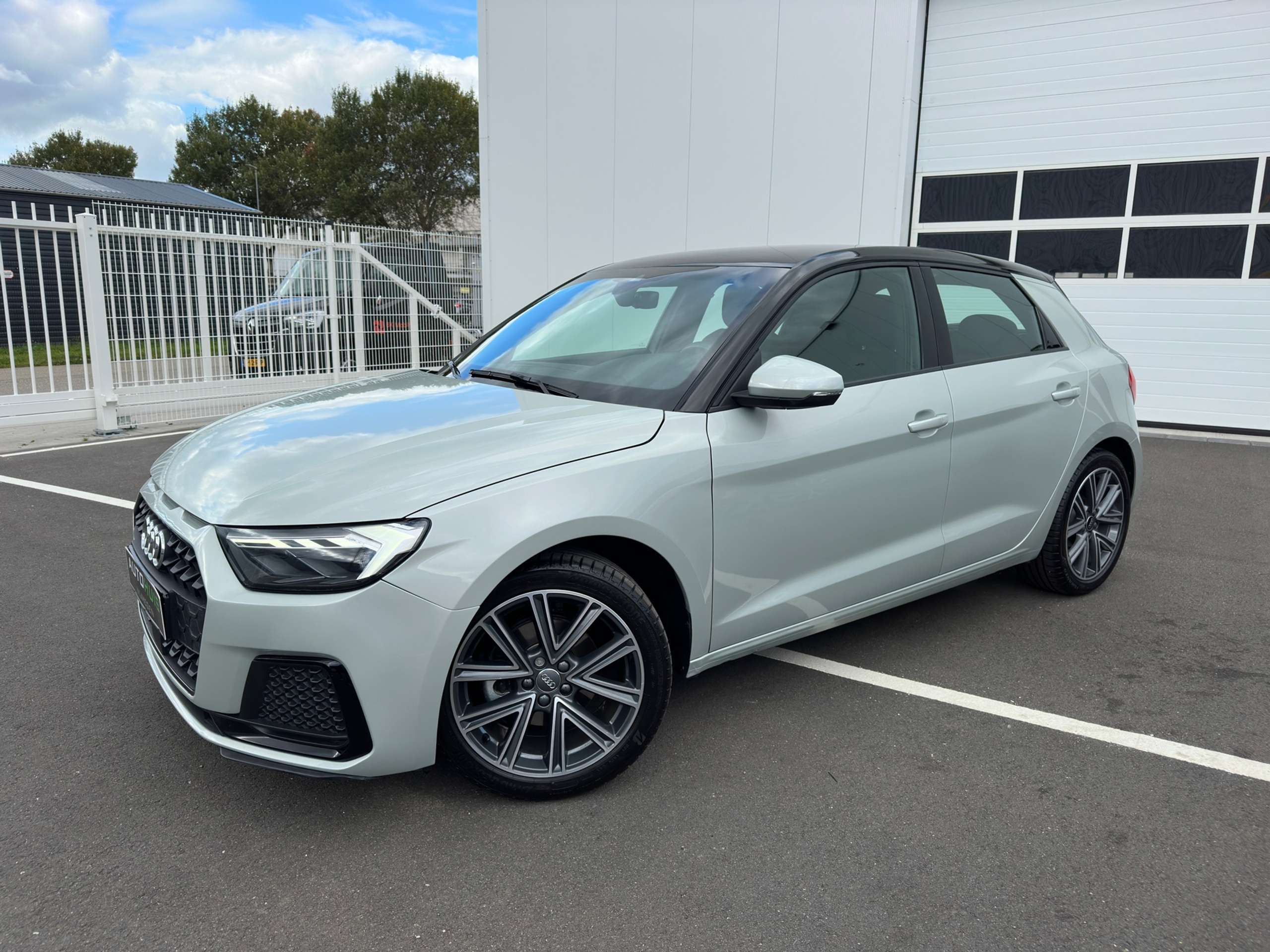 Audi - A1