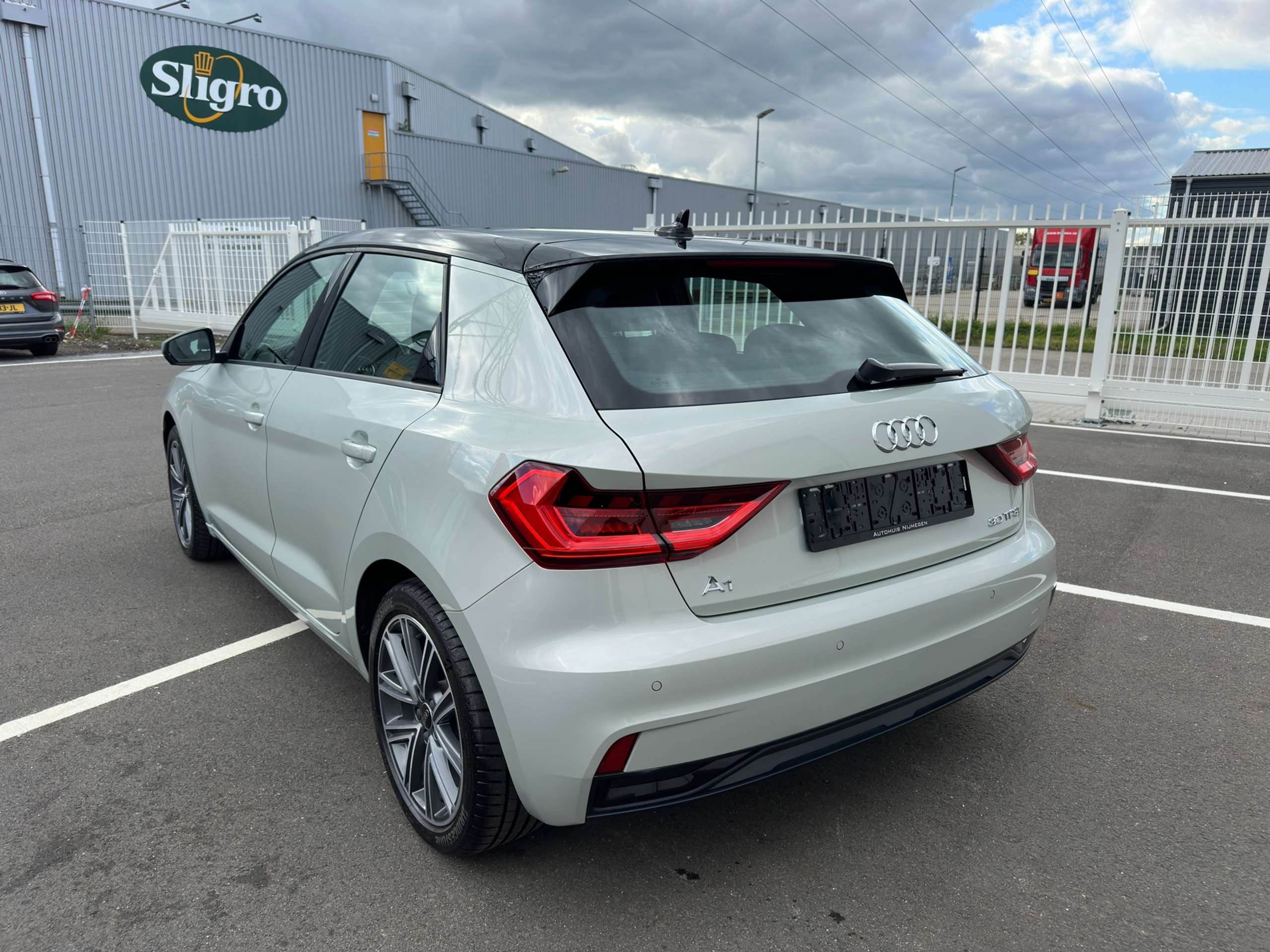 Audi - A1