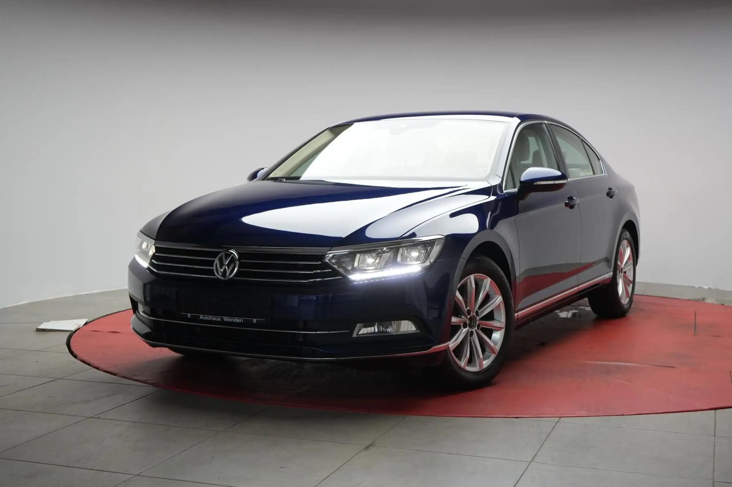 Volkswagen - Passat