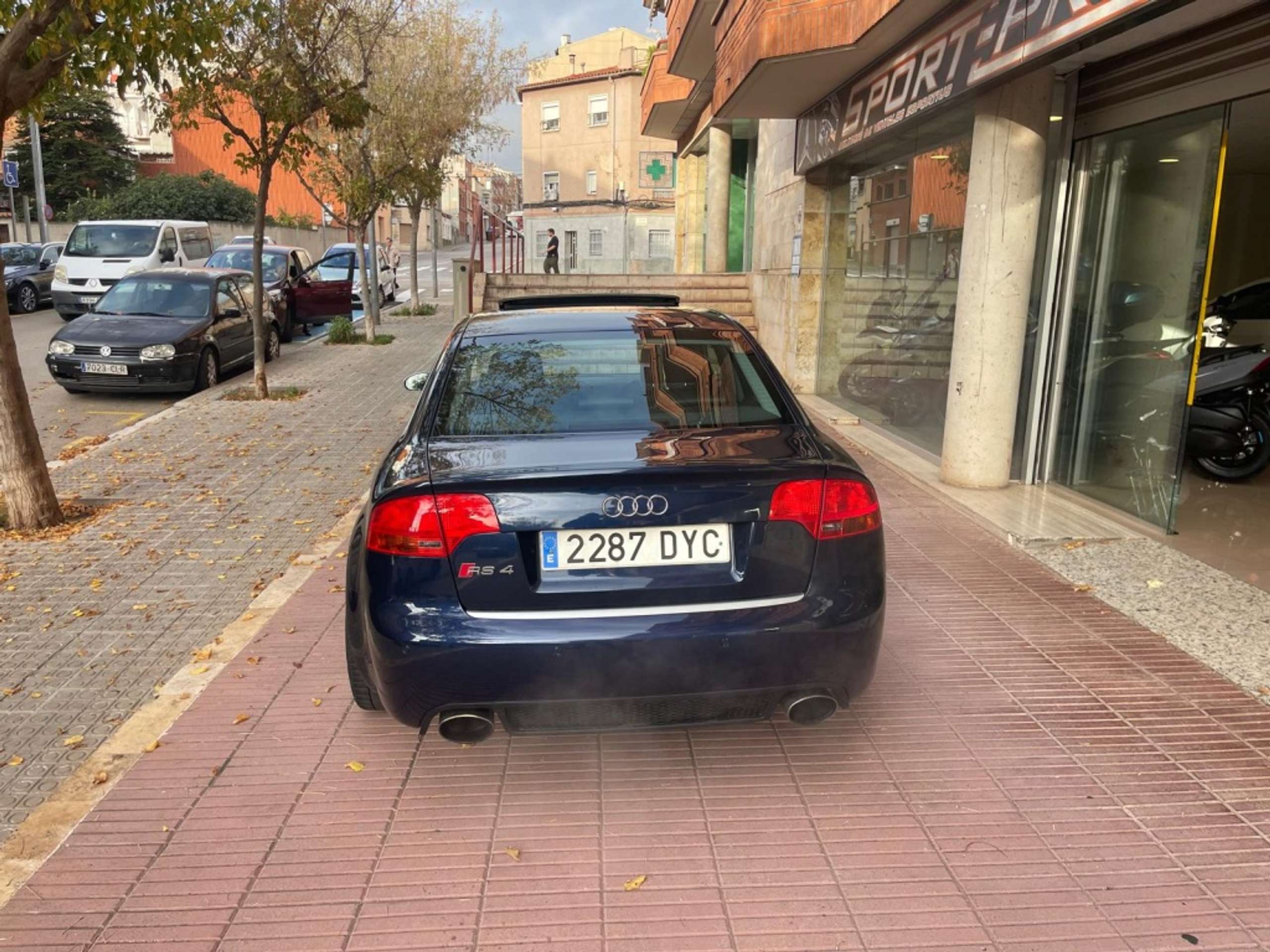 Audi - RS4