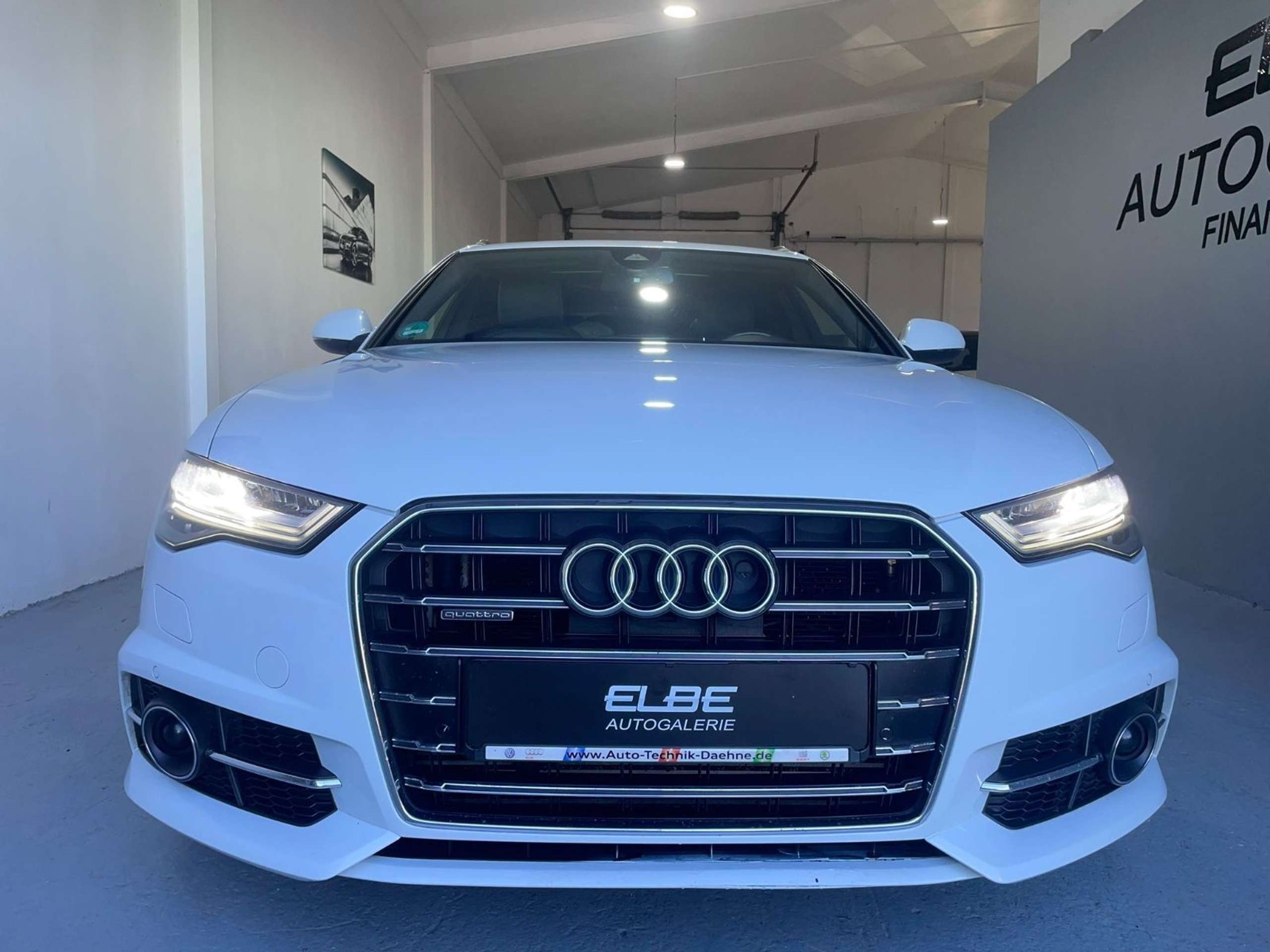 Audi - A6