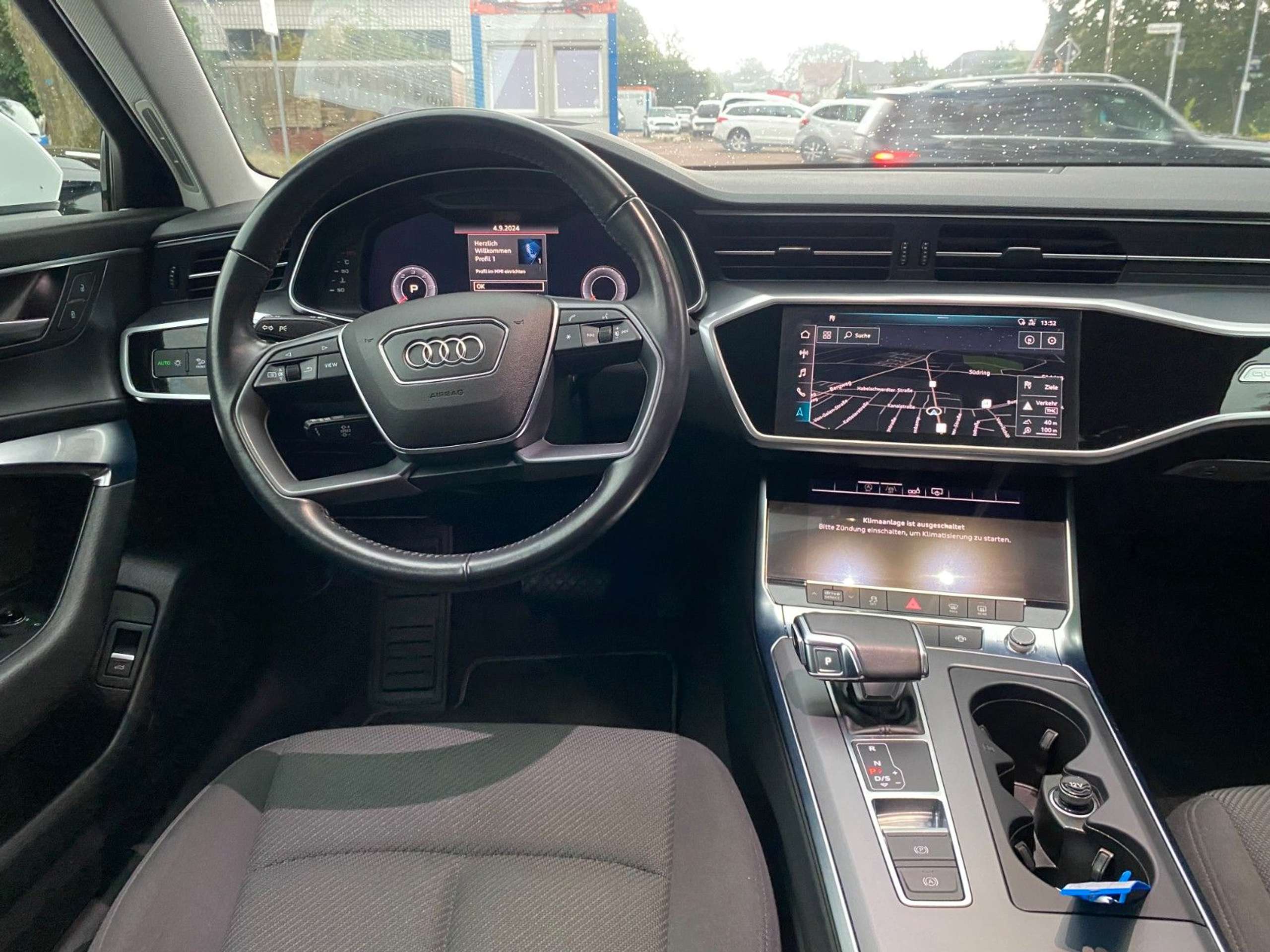 Audi - A6