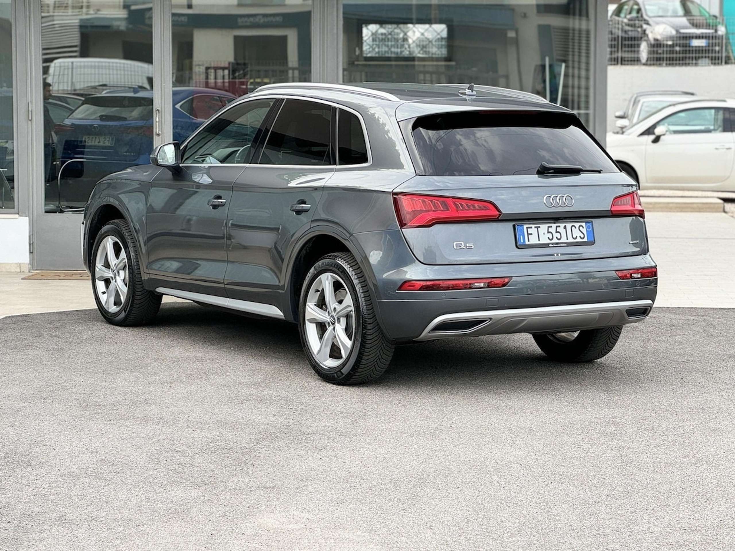 Audi - Q5