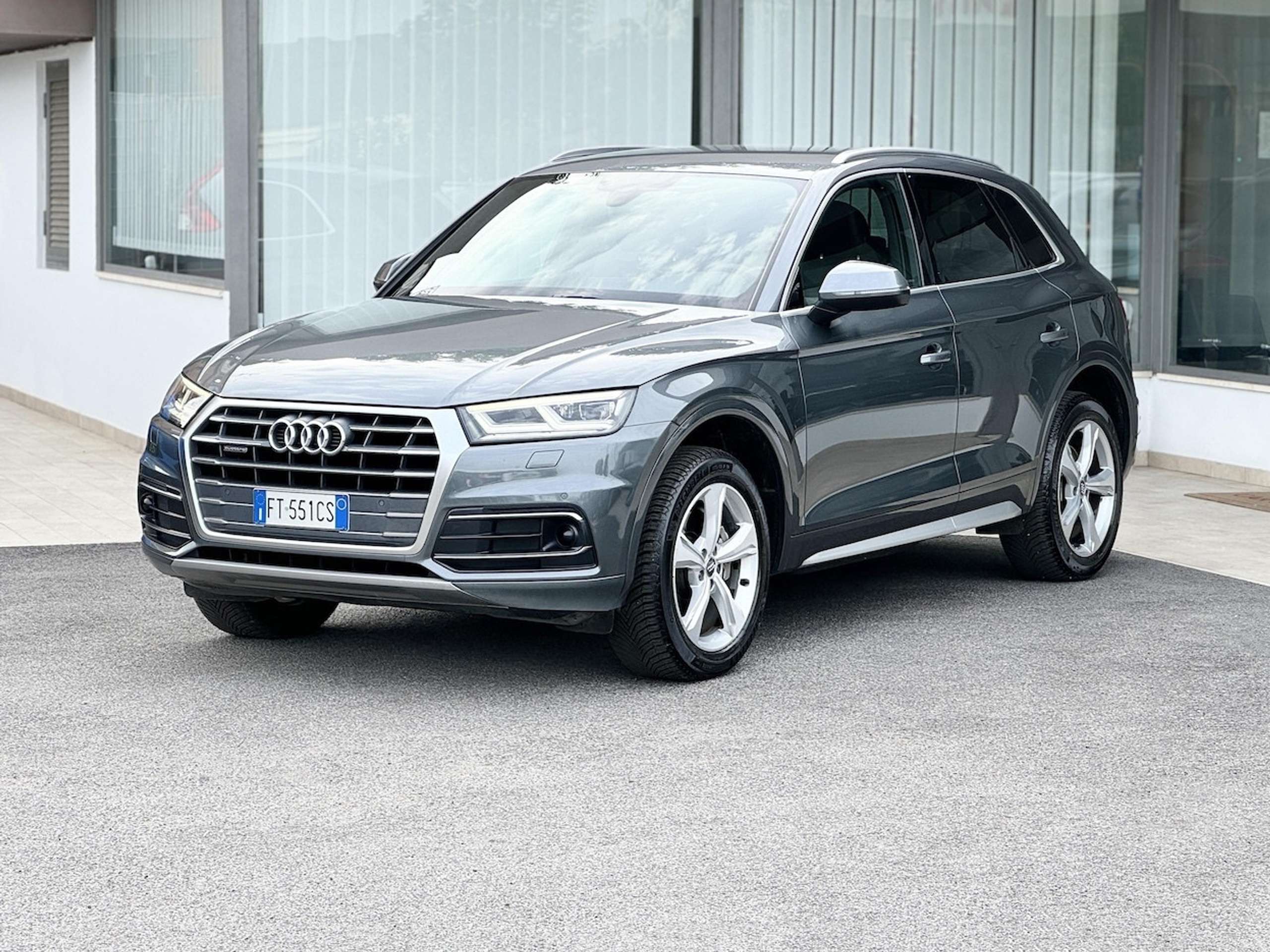 Audi - Q5