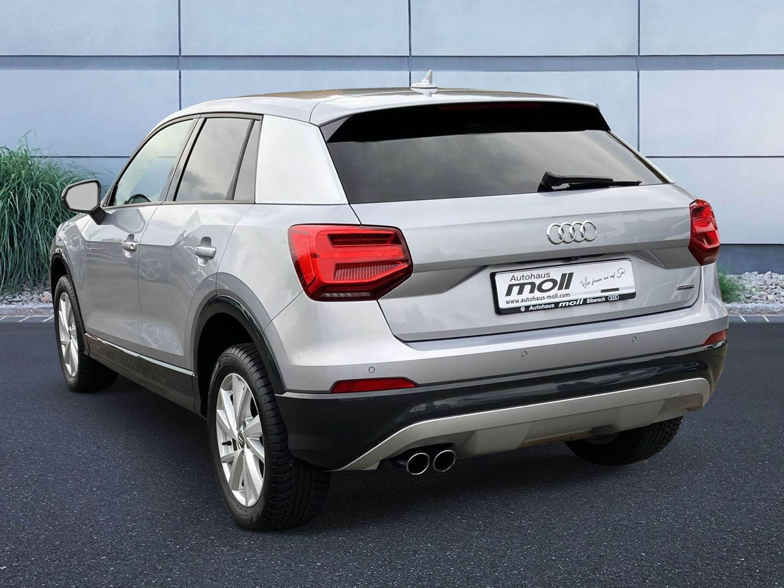 Audi - Q2