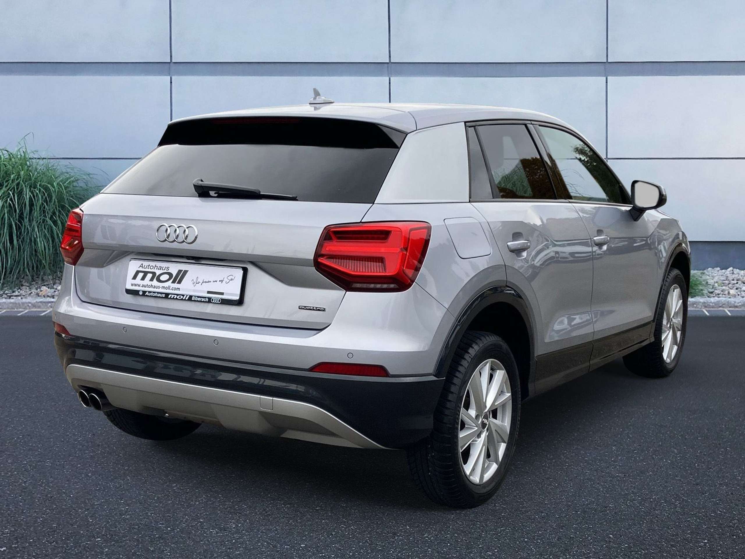 Audi - Q2