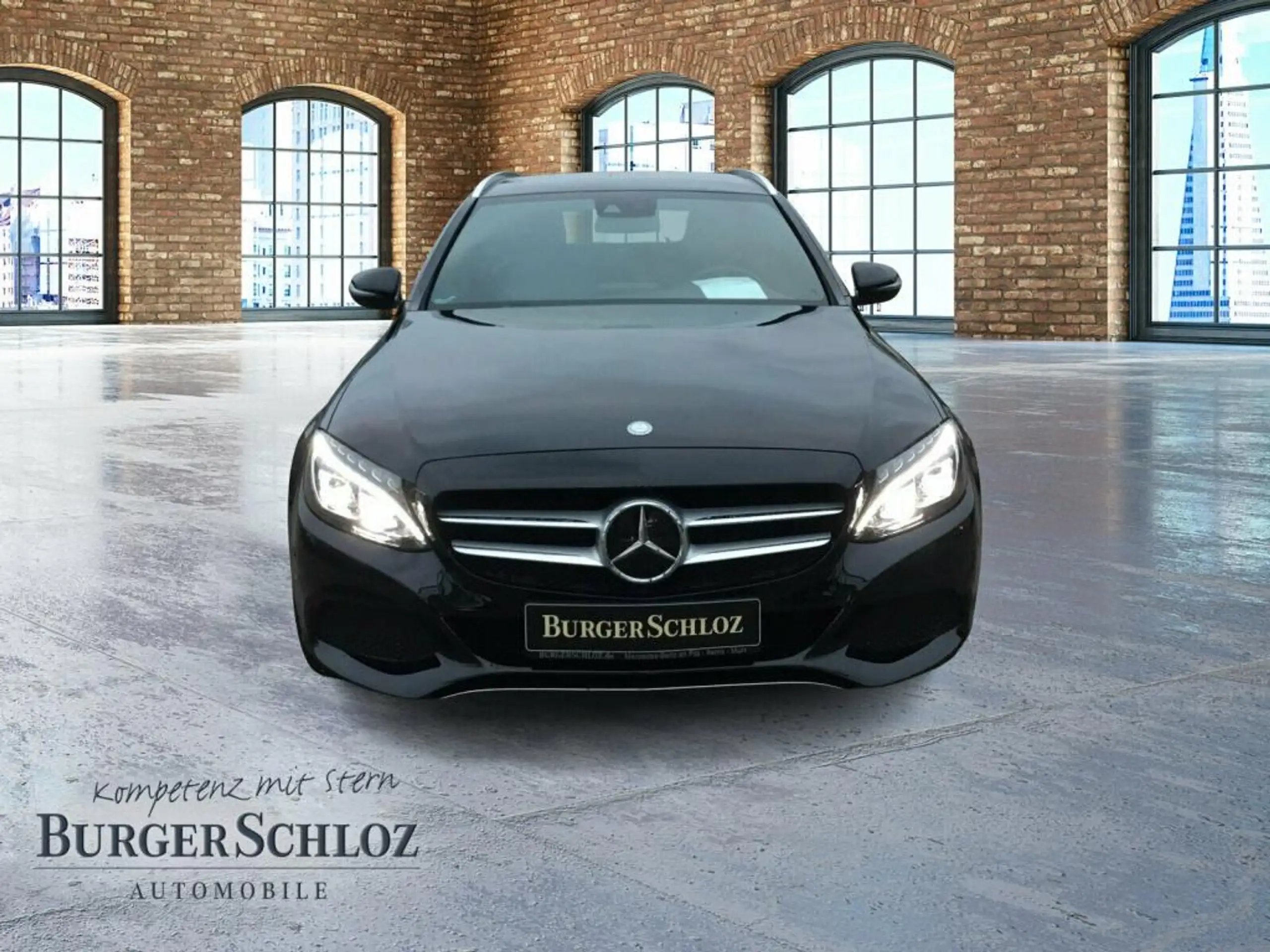 Mercedes-Benz - C 220