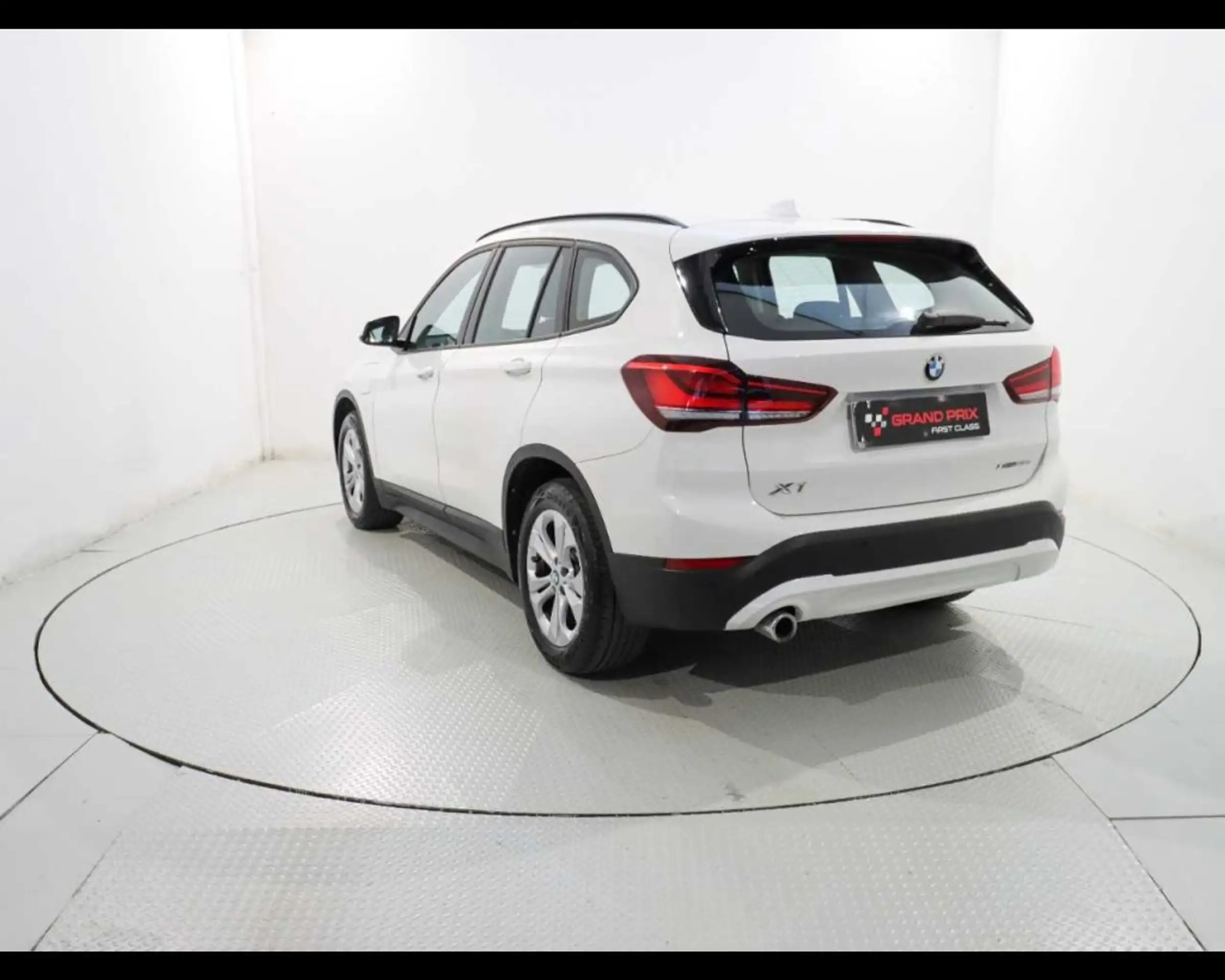 BMW - X1