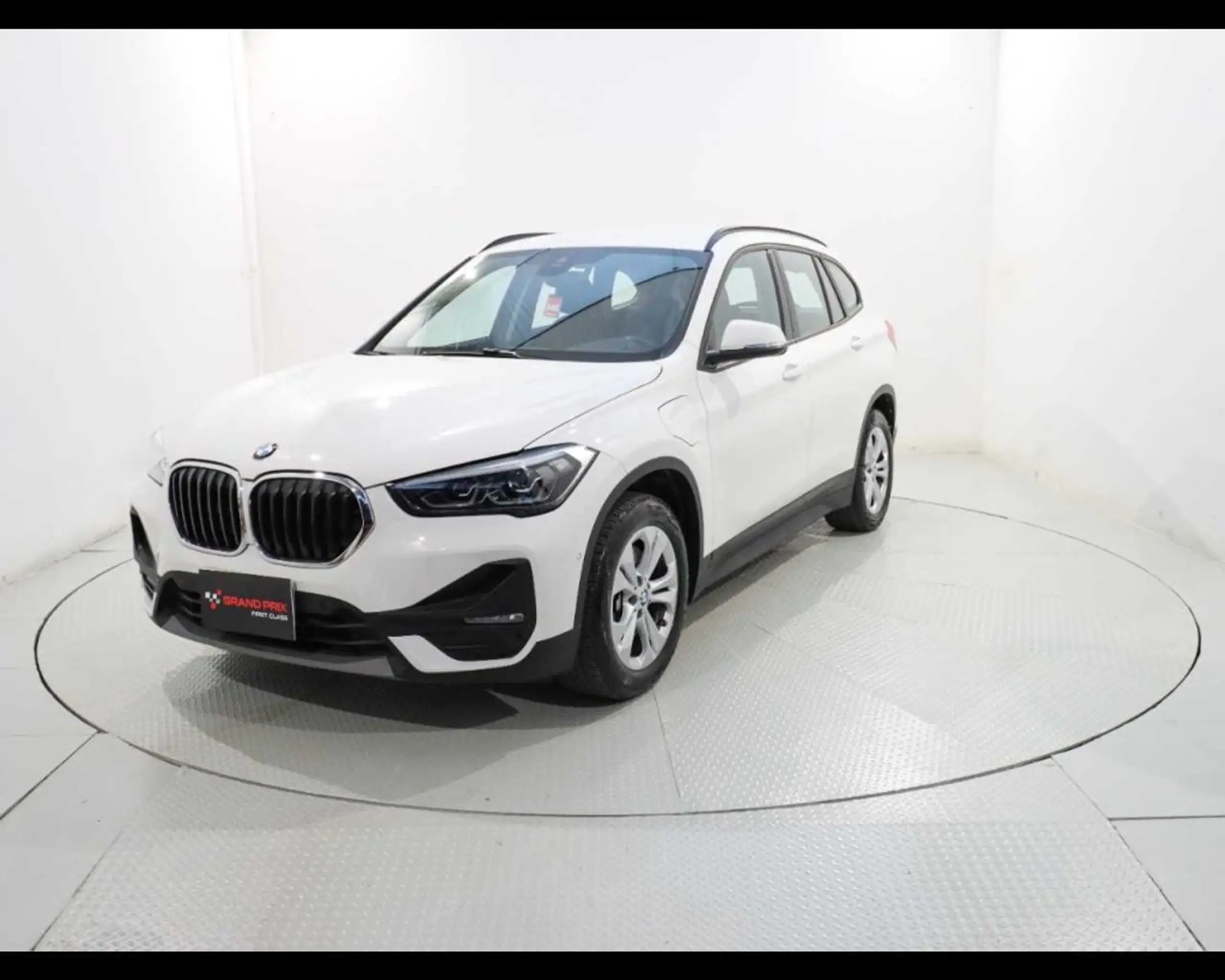 BMW - X1