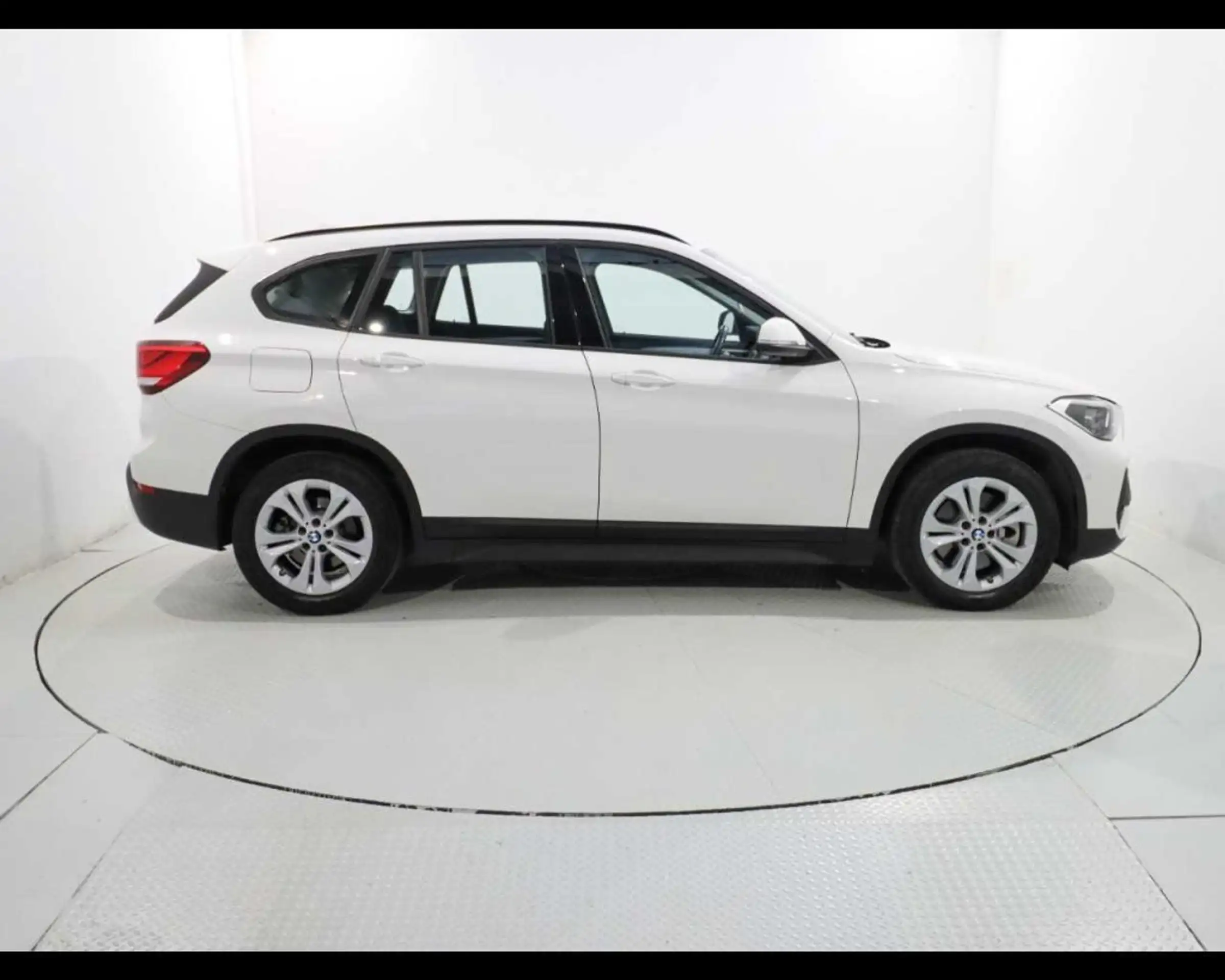 BMW - X1