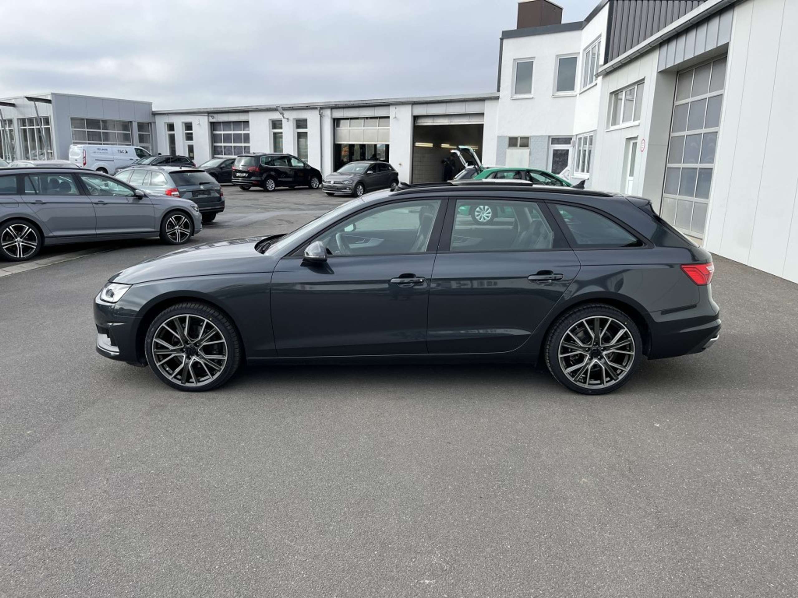 Audi - A4