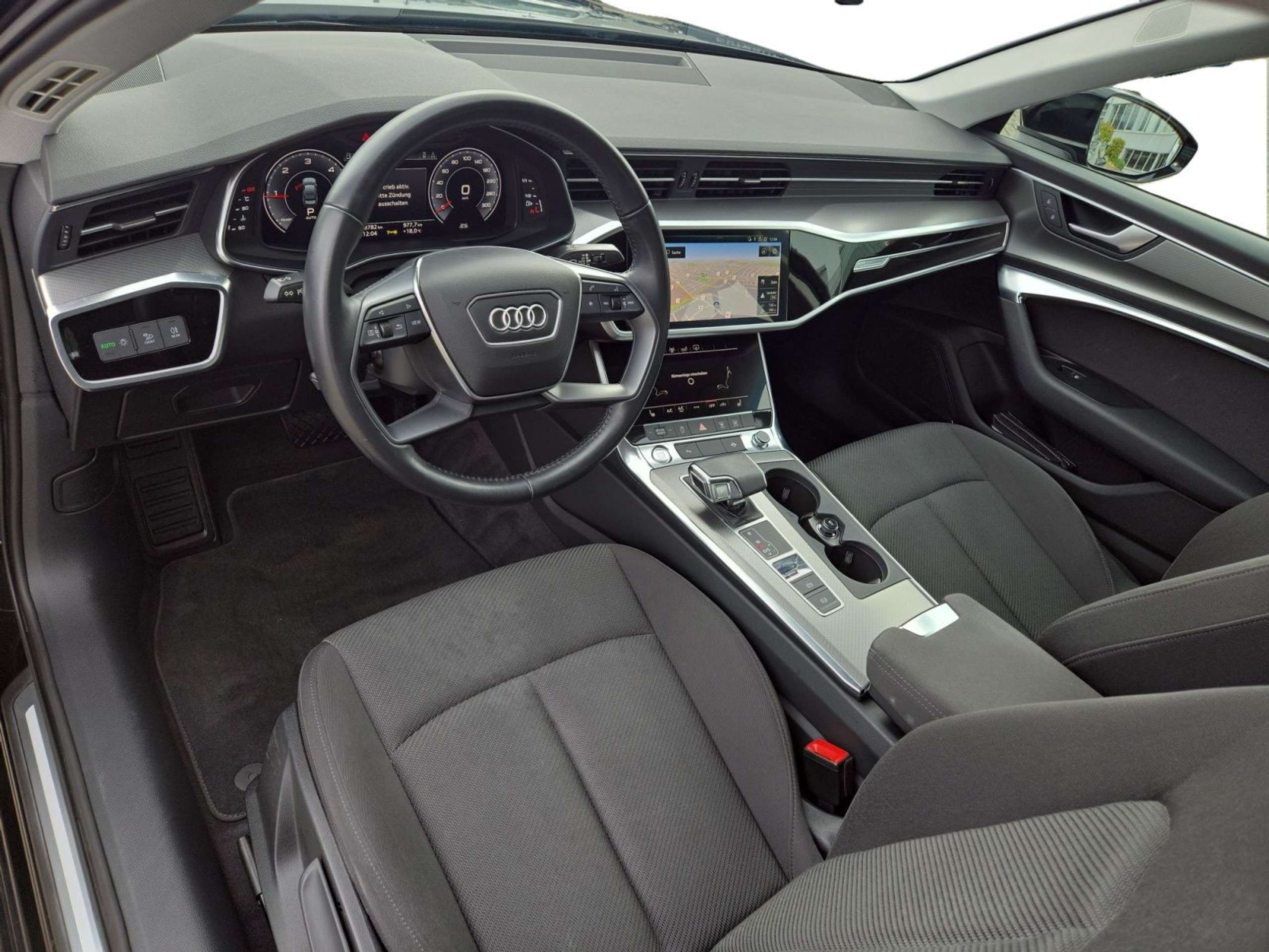 Audi - A6