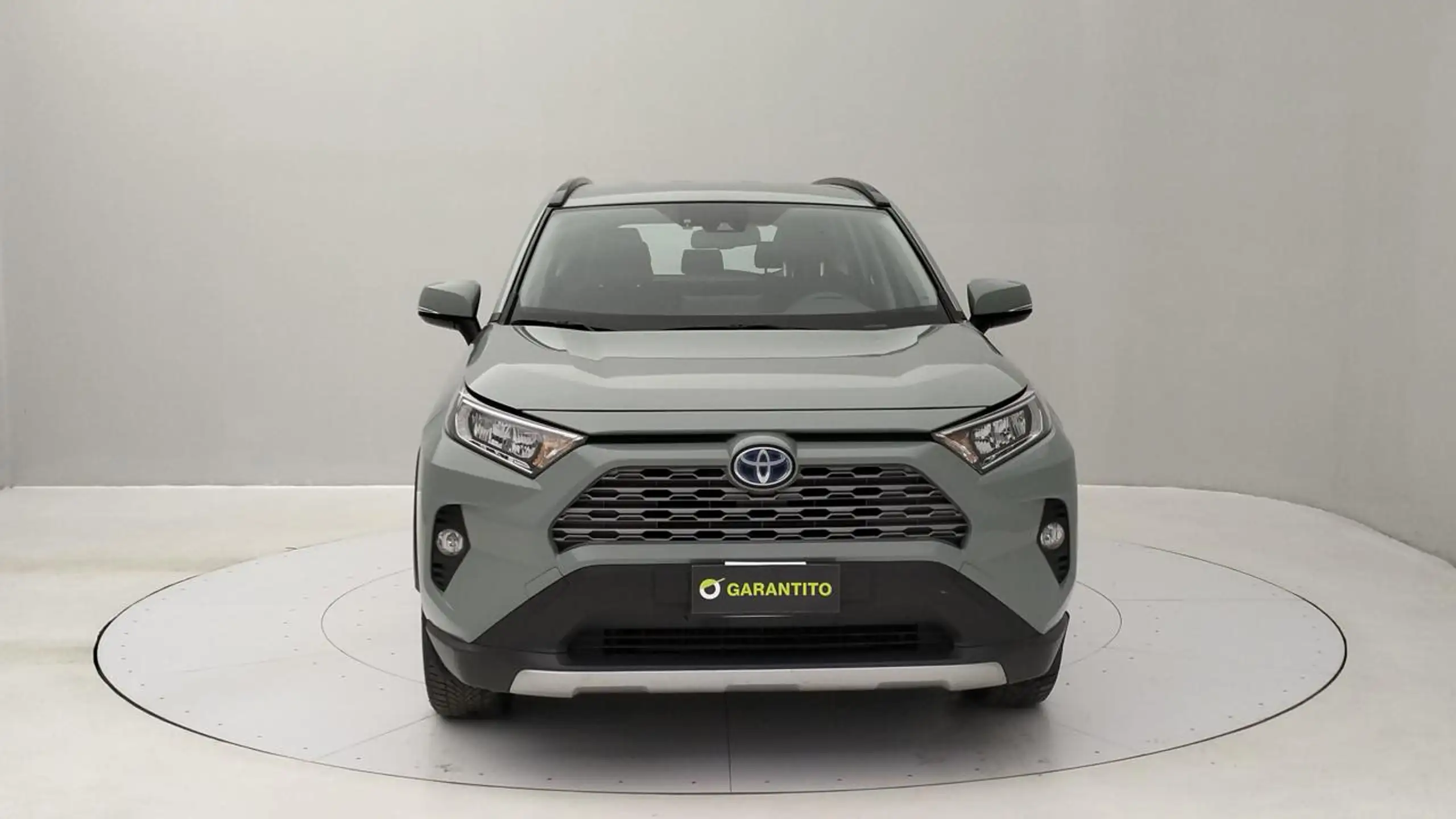 Toyota - RAV 4