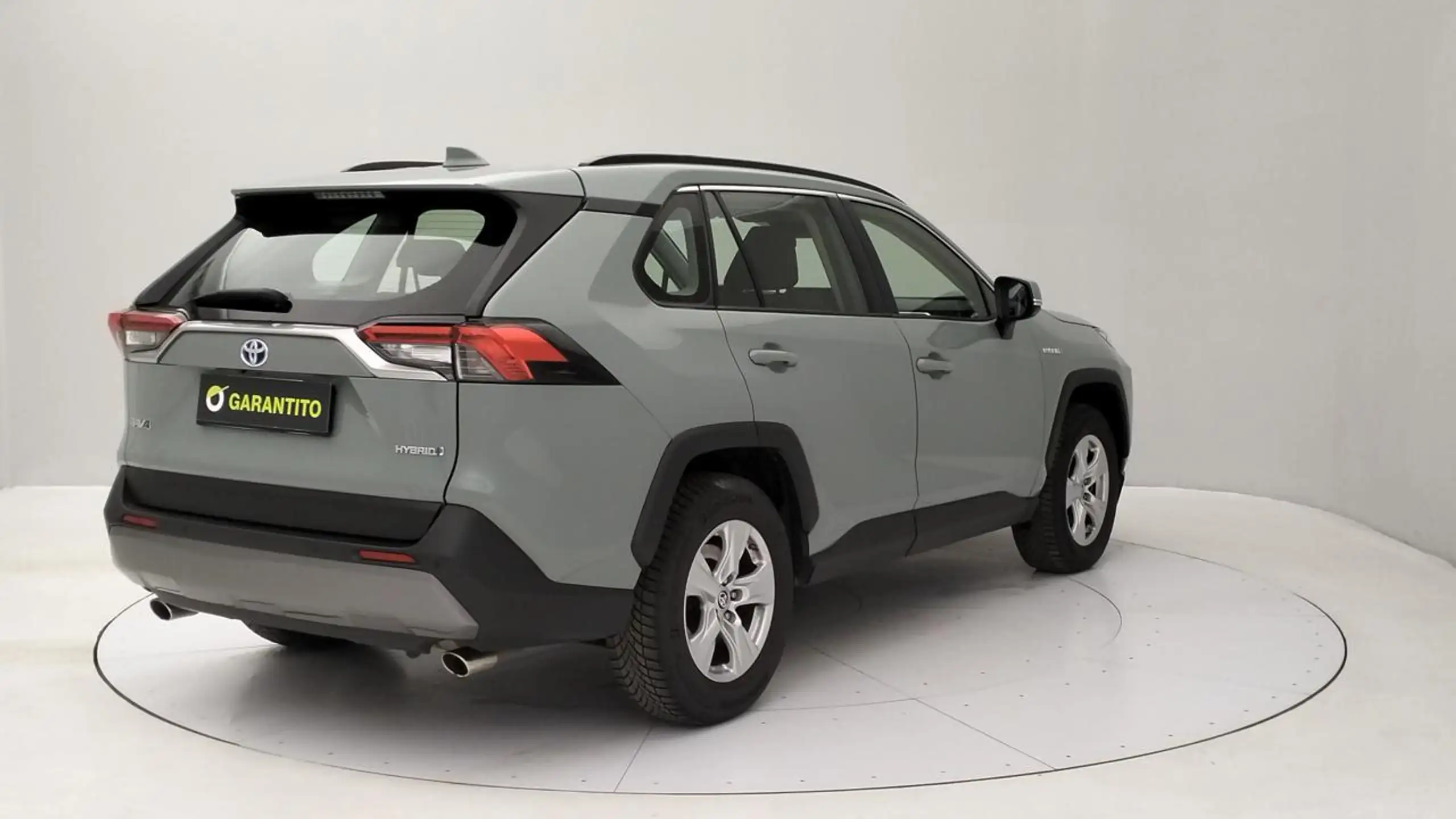 Toyota - RAV 4