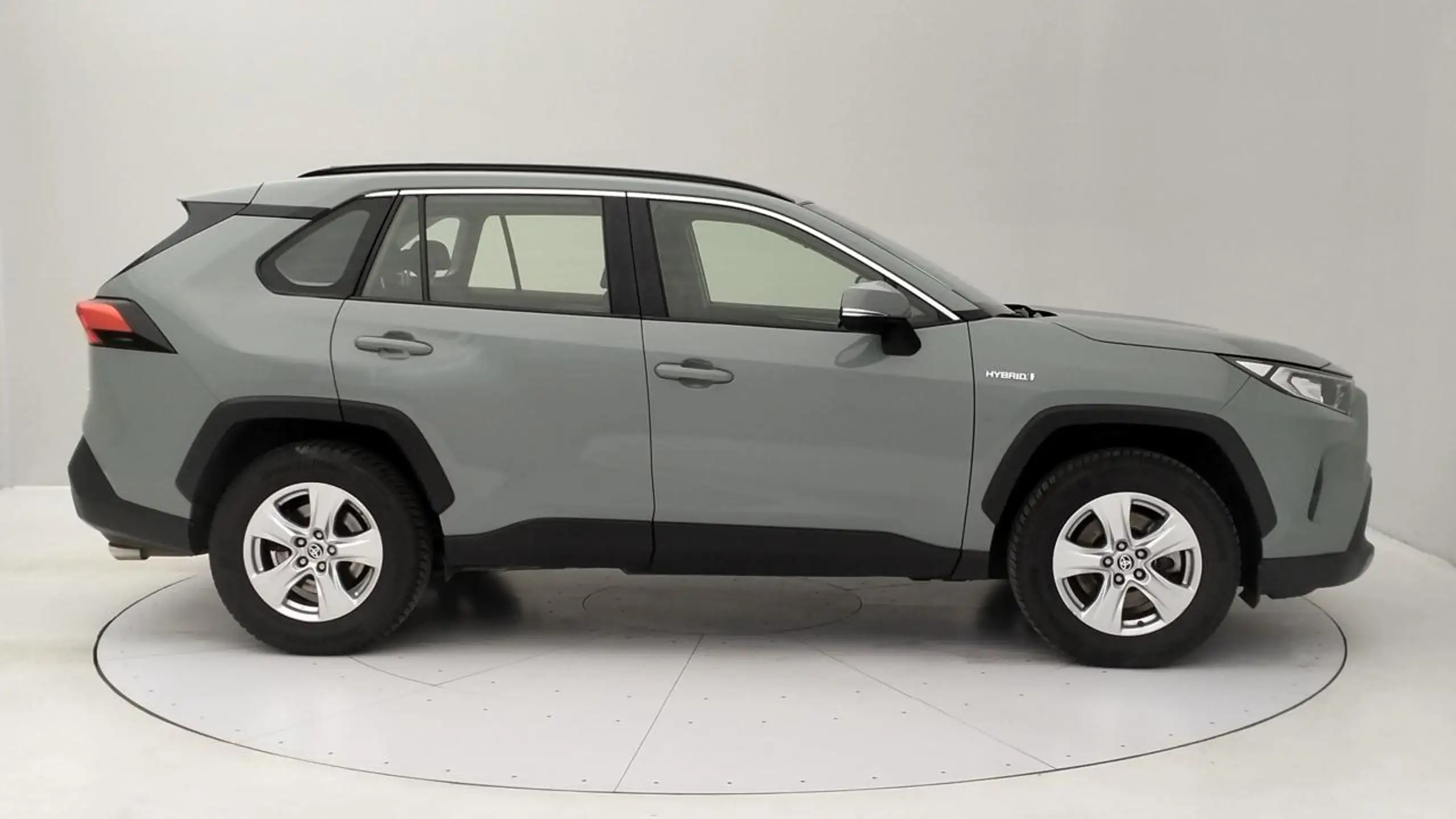 Toyota - RAV 4