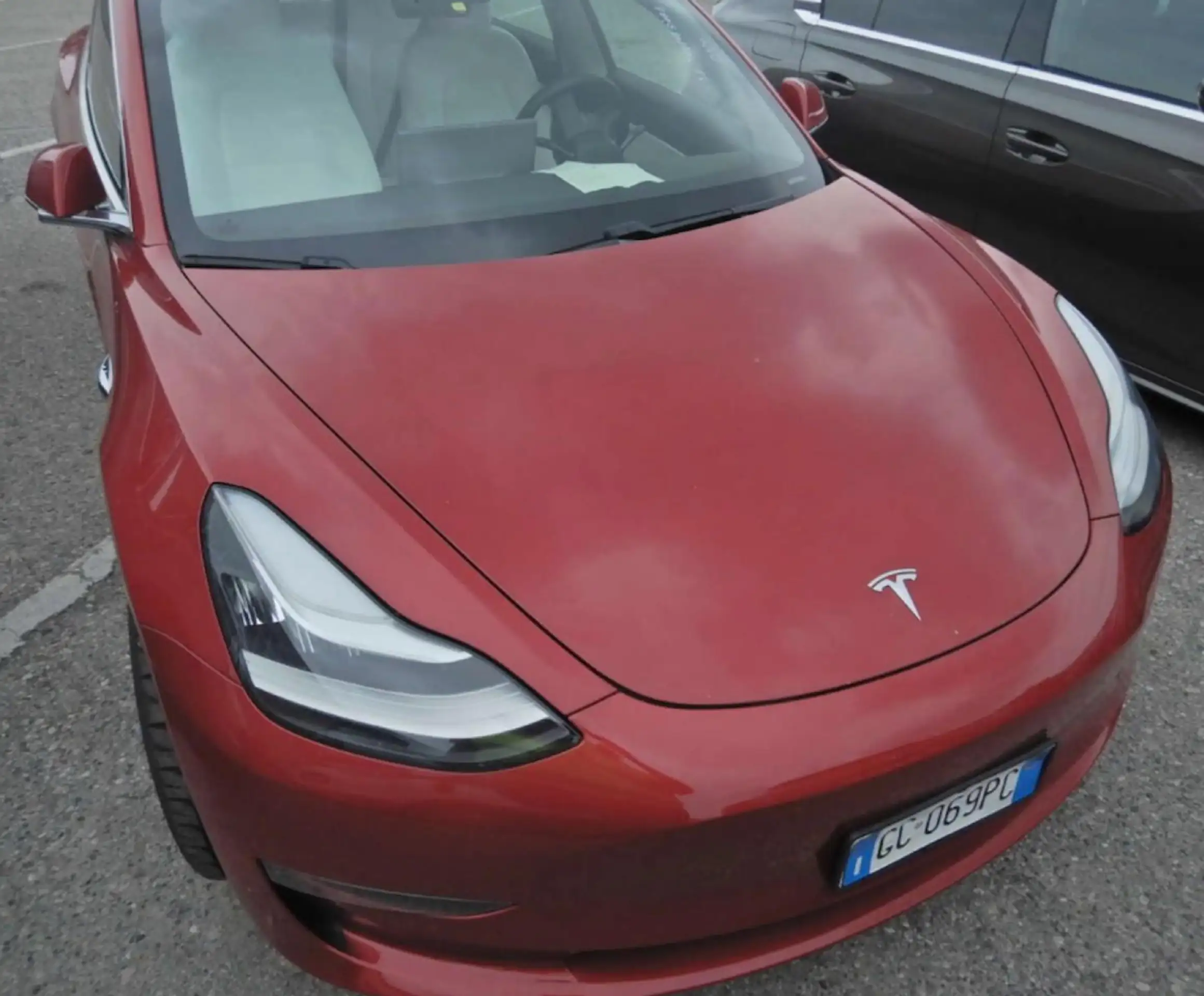 Tesla - Model 3