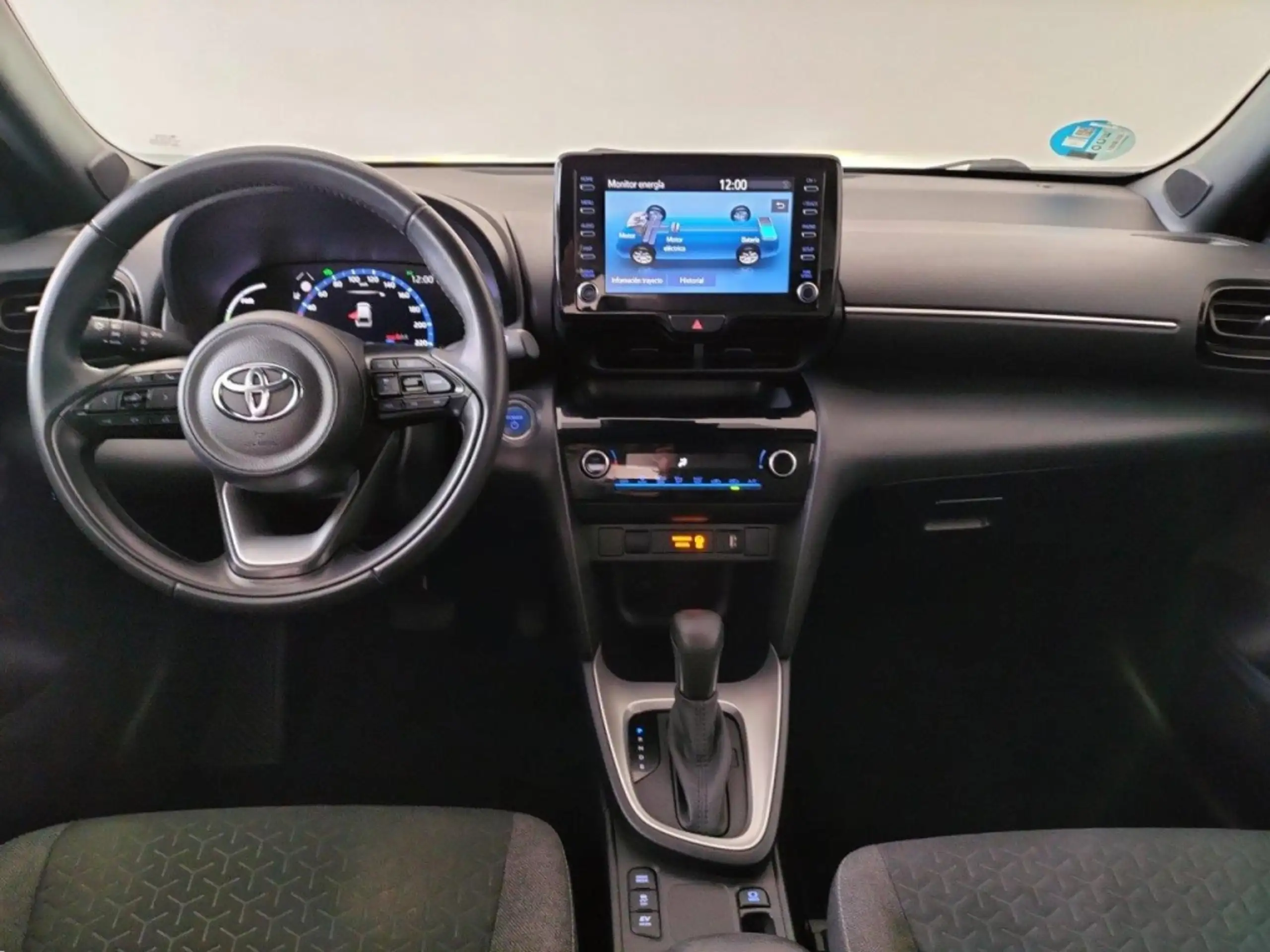 Toyota - Yaris Cross