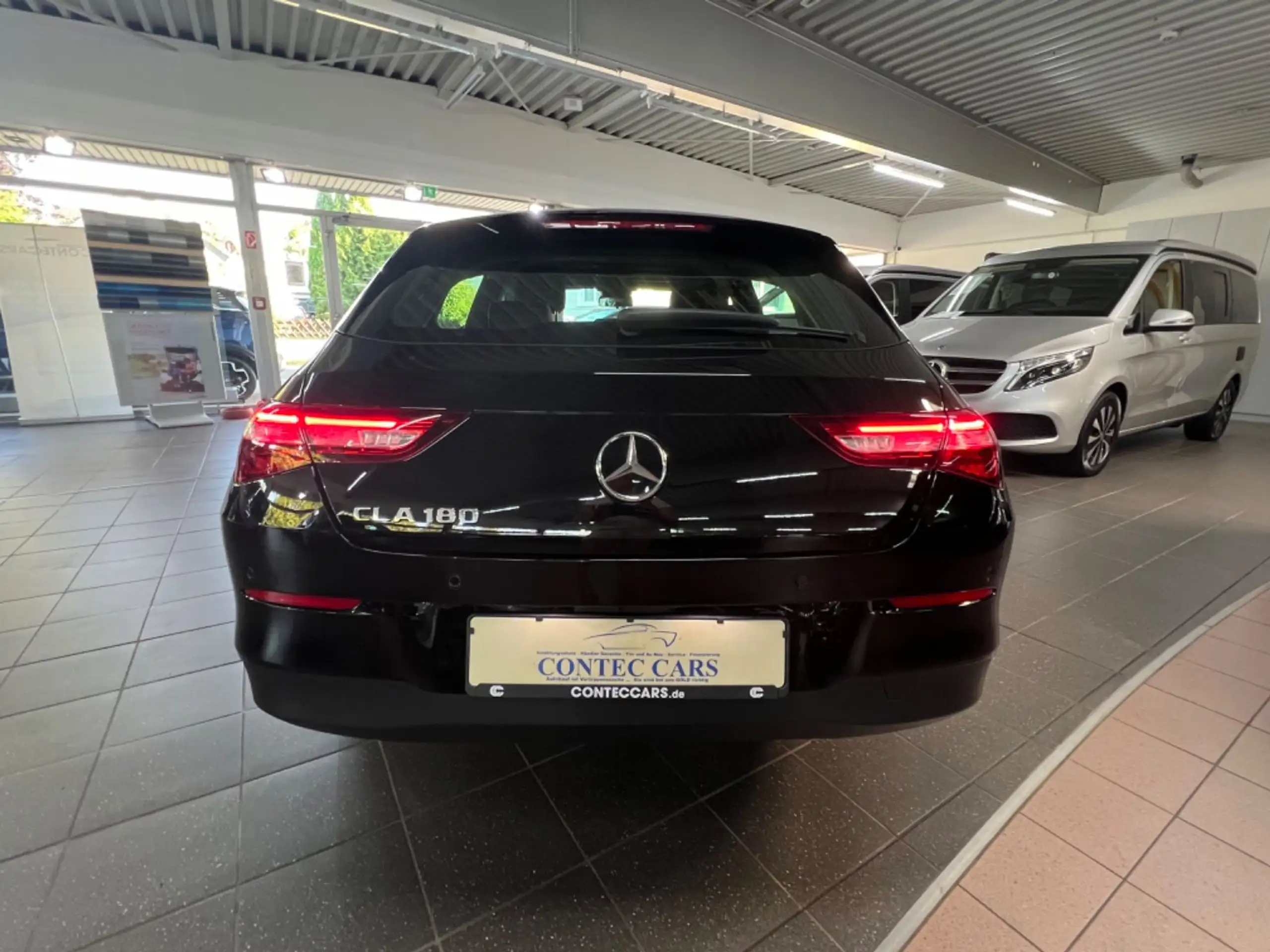 Mercedes-Benz - CLA 180