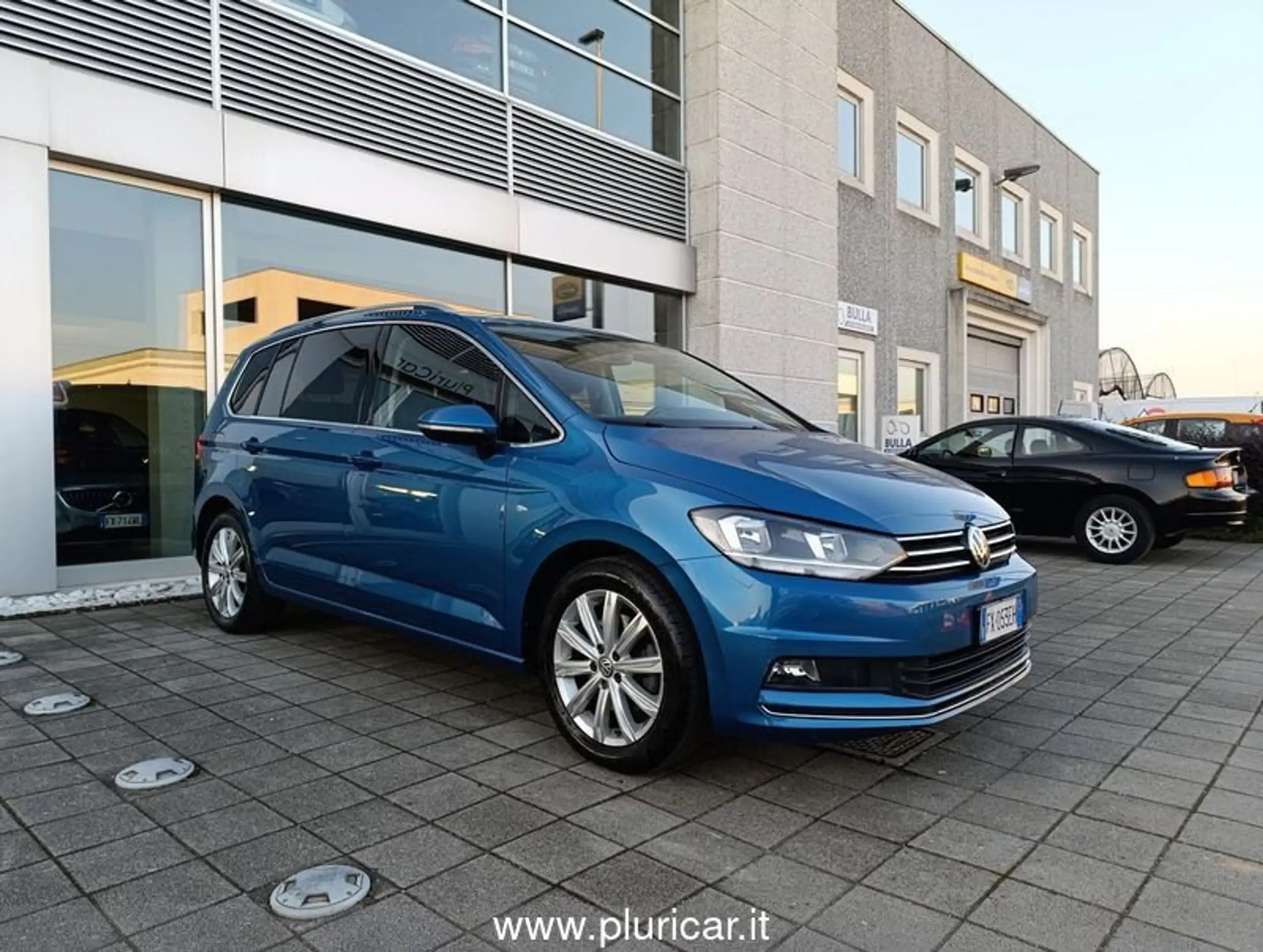 Volkswagen - Touran