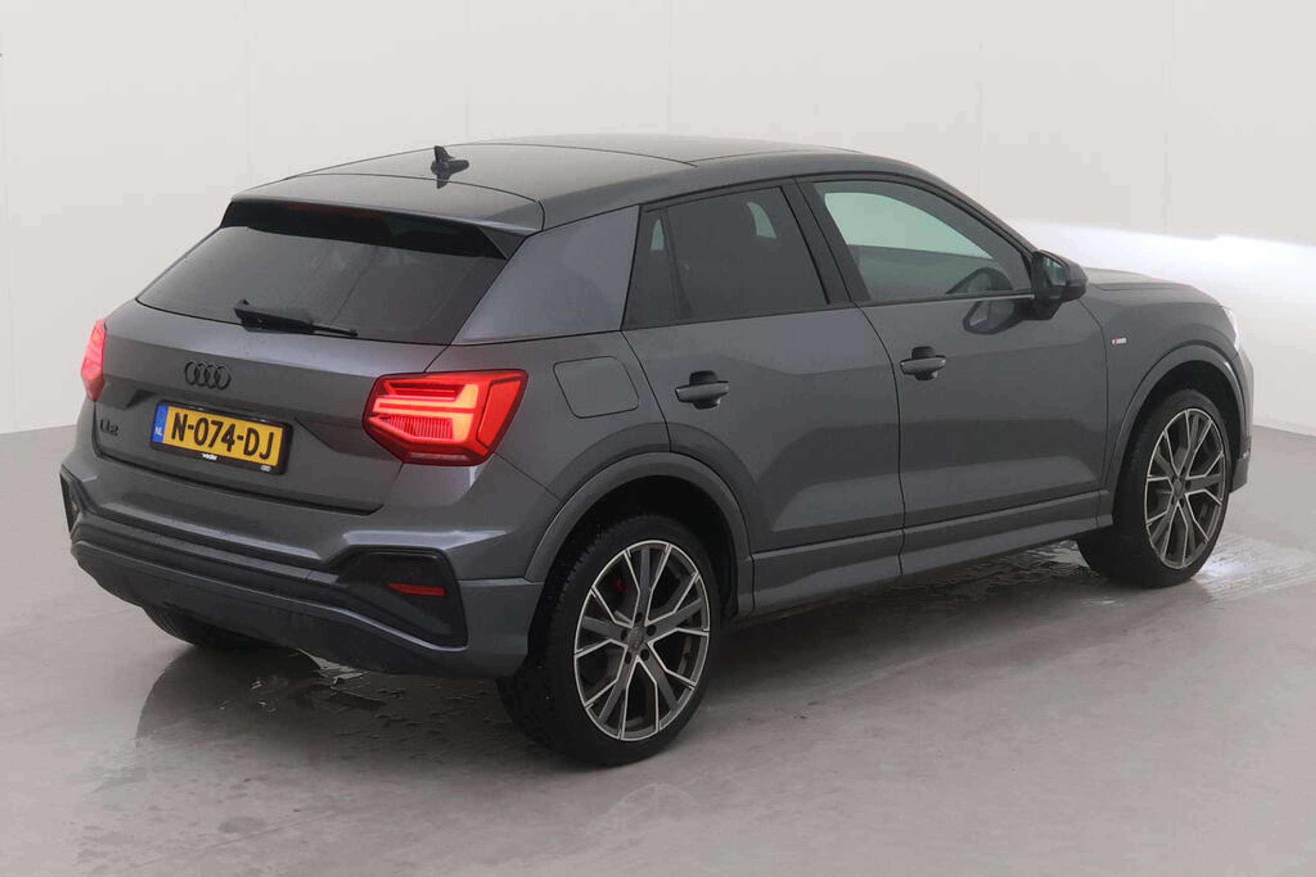 Audi - Q2