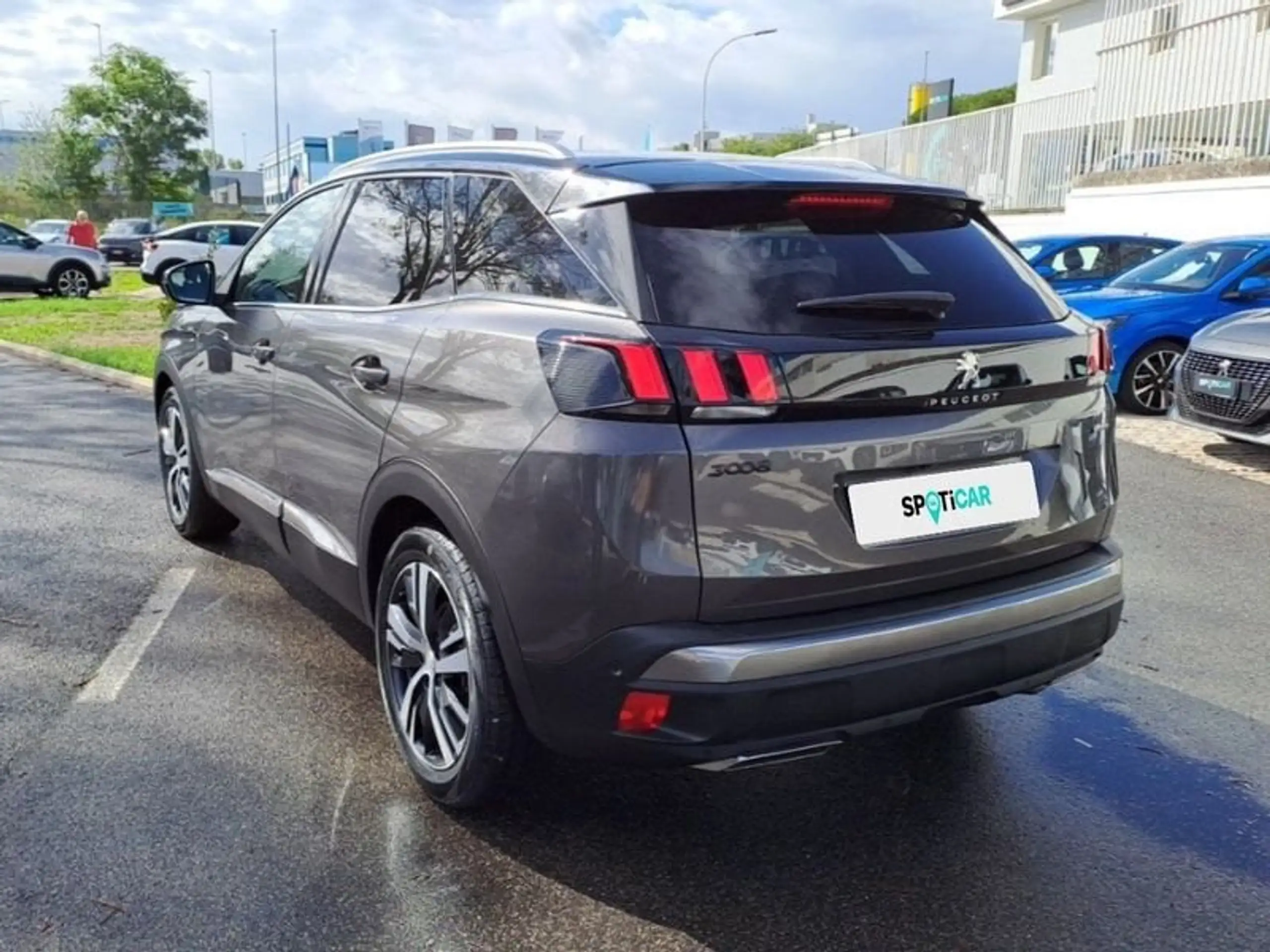 Peugeot - 3008