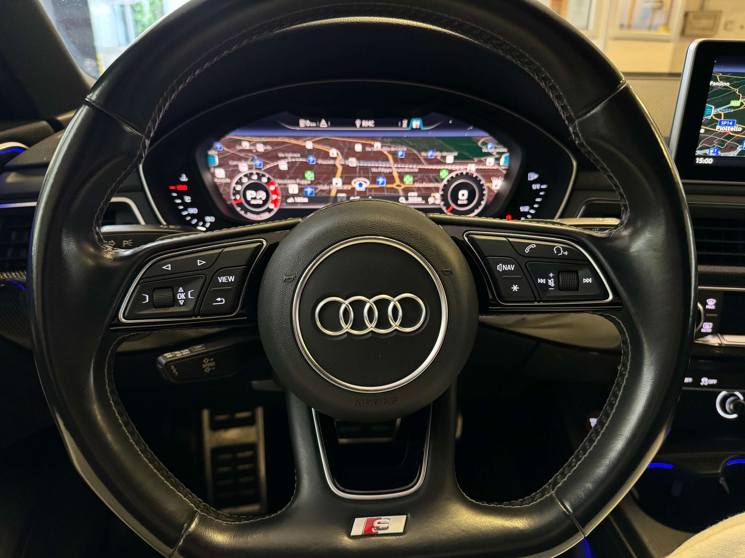 Audi - S4