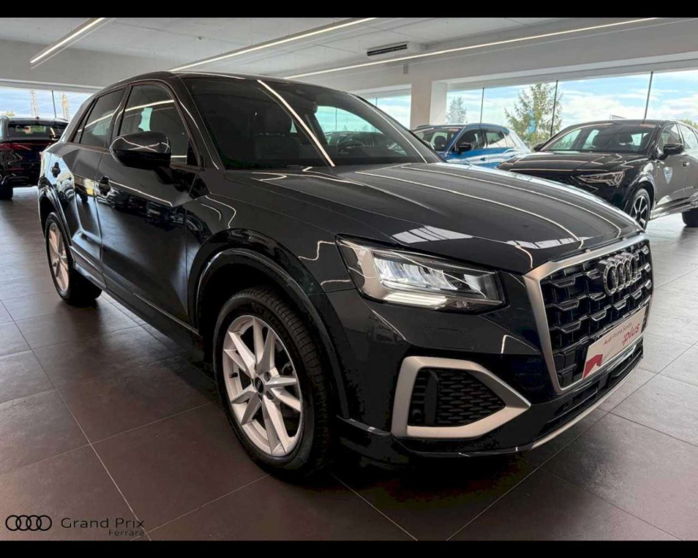 Audi - Q2