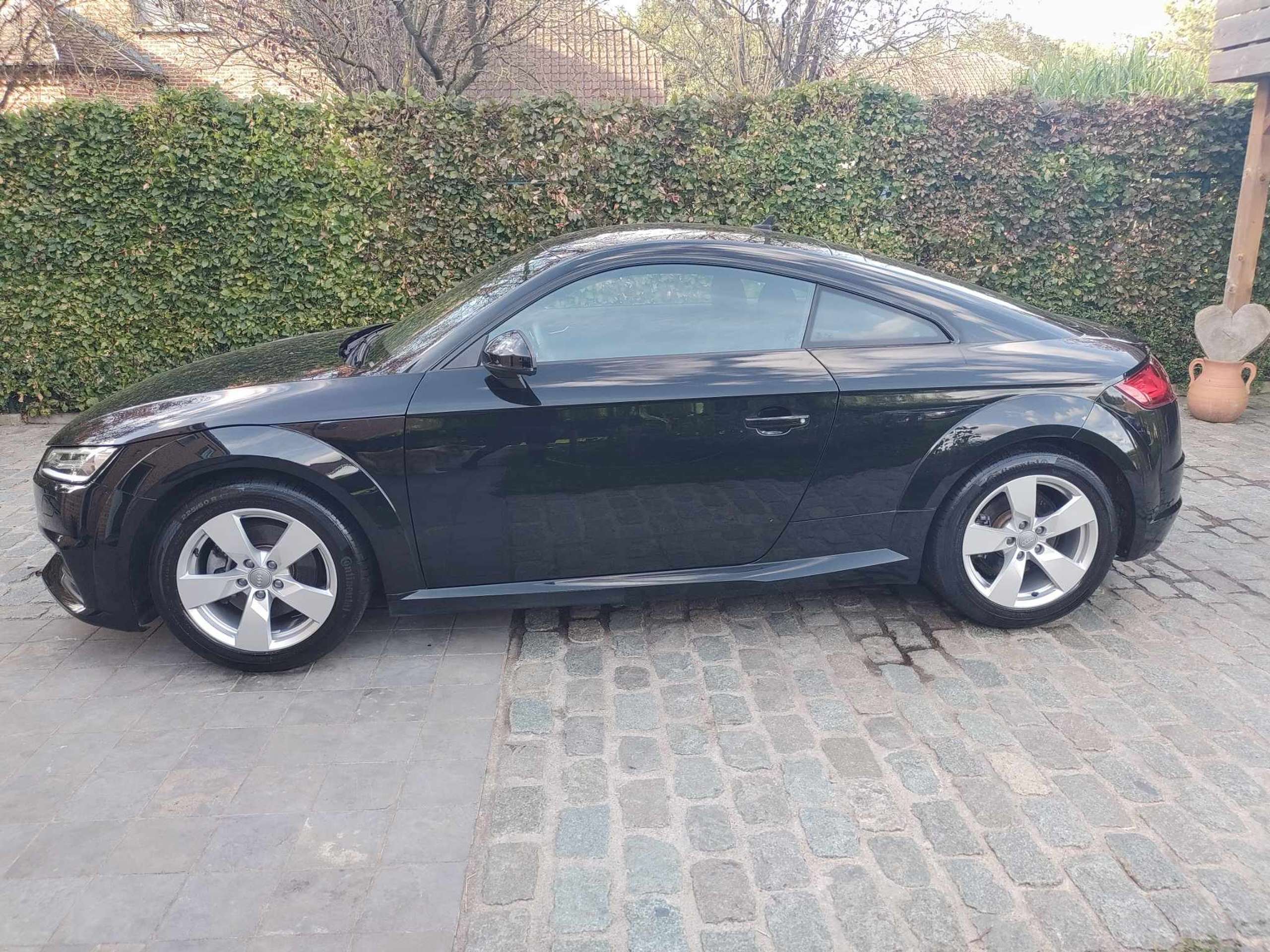 Audi - TT