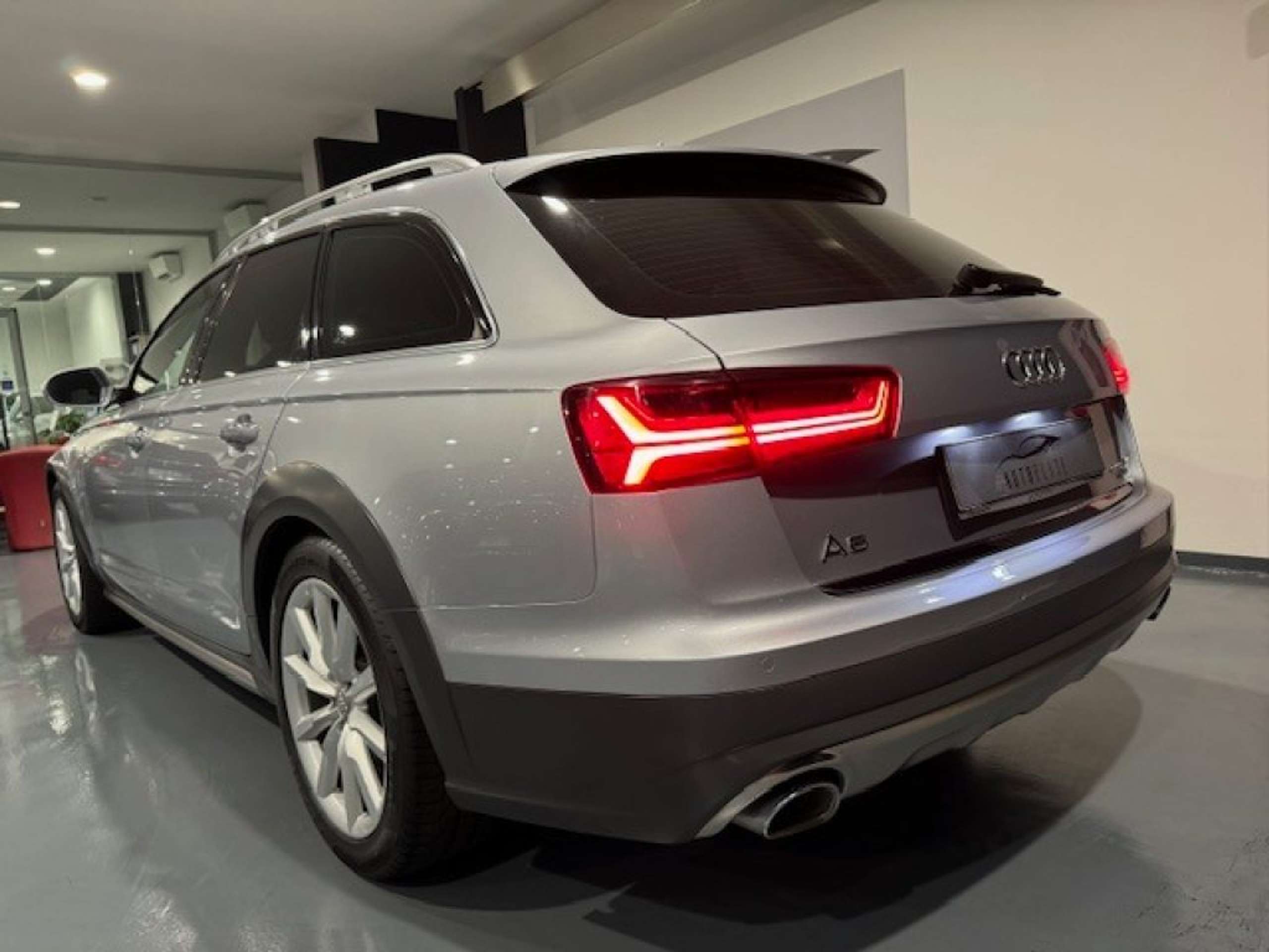 Audi - A6 allroad