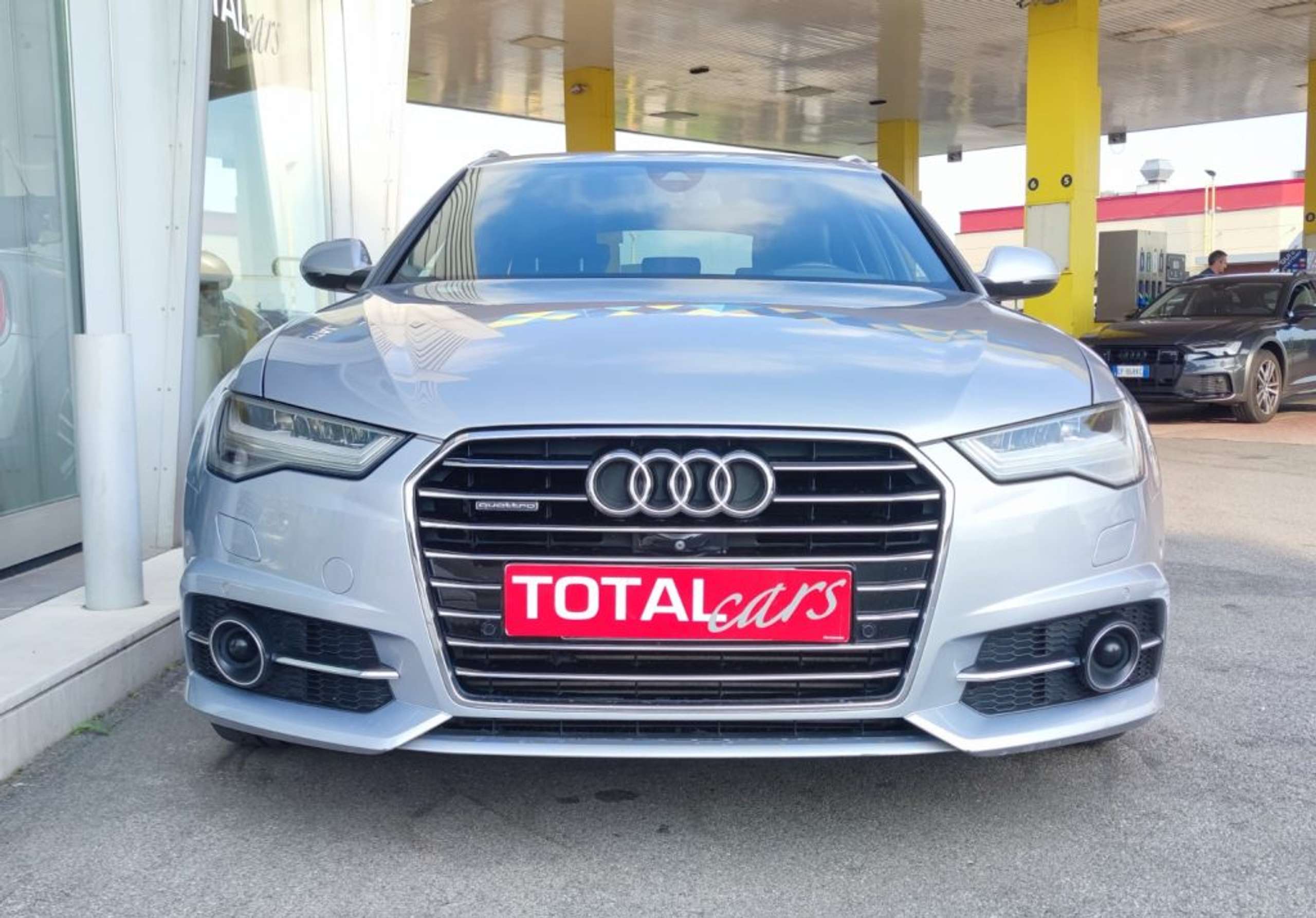 Audi - A6