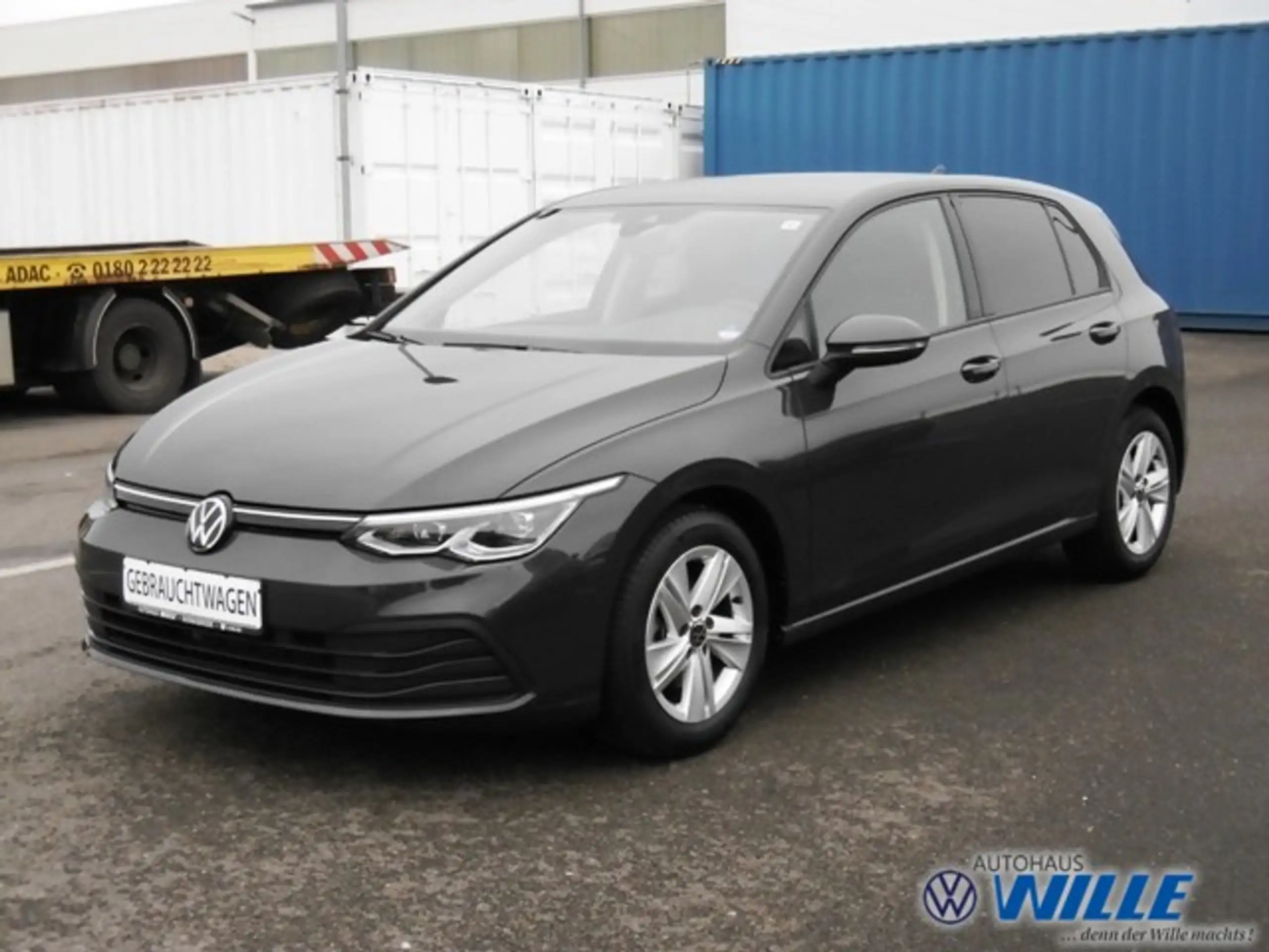 Volkswagen - Golf