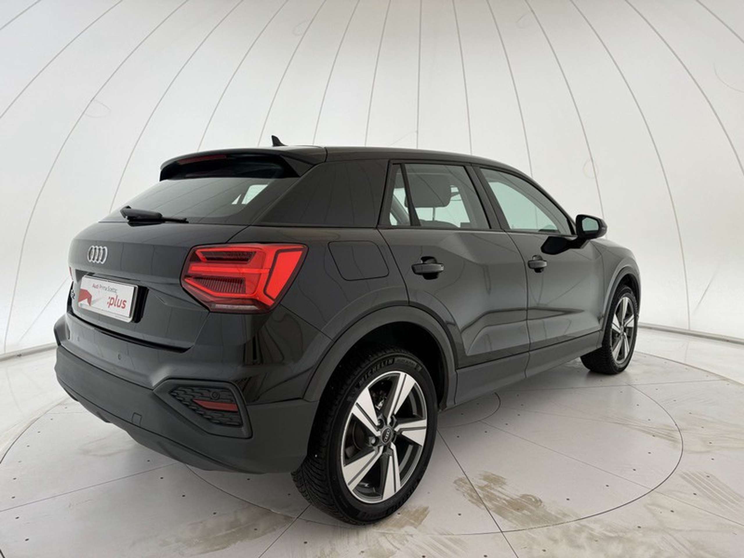 Audi - Q2