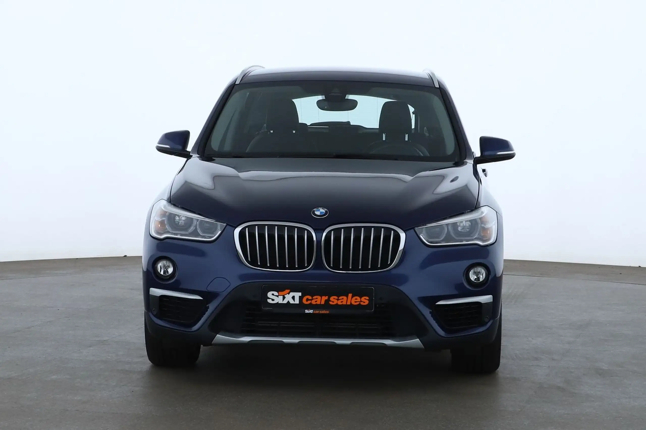 BMW - X1