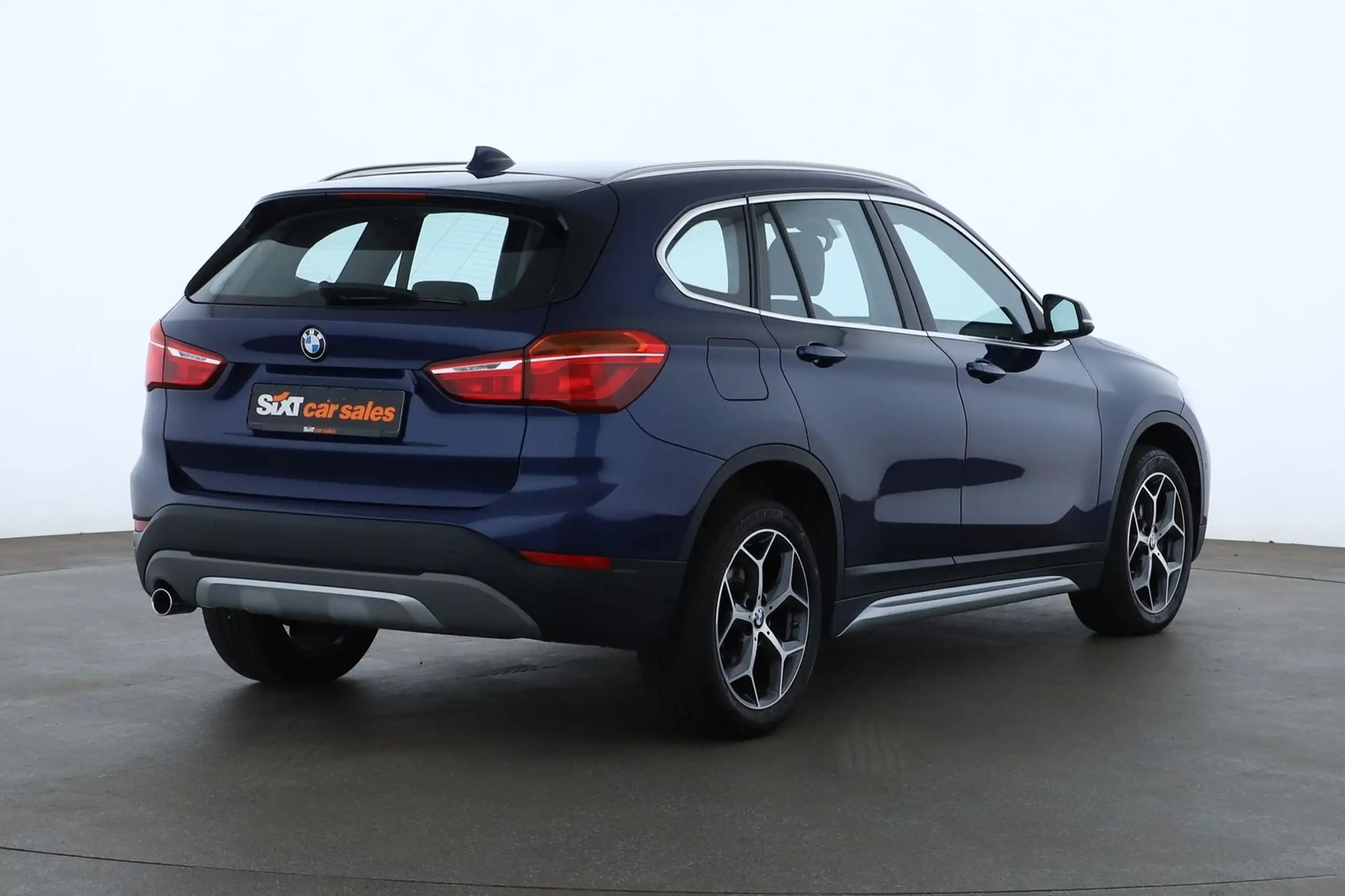 BMW - X1