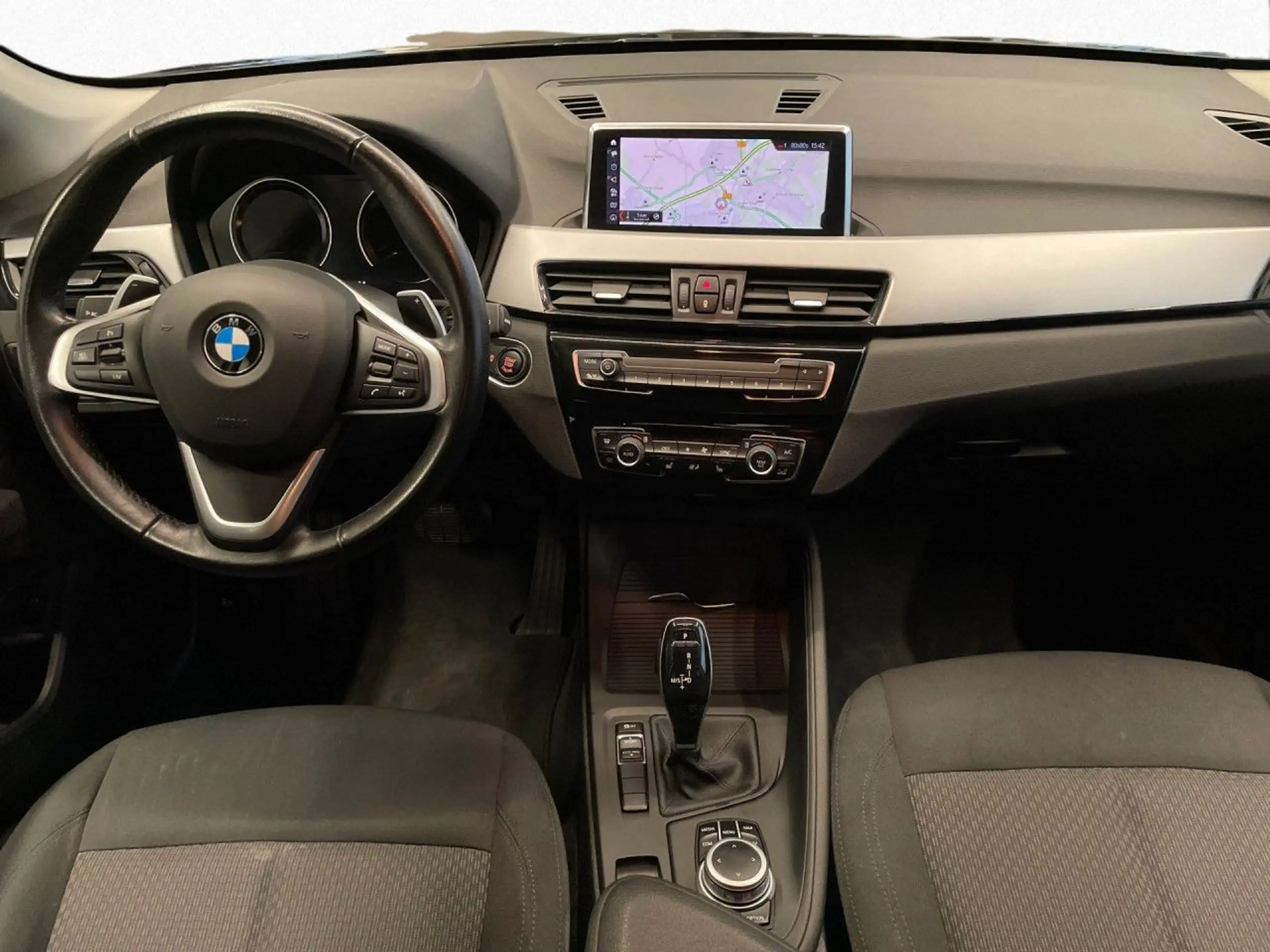 BMW - X1