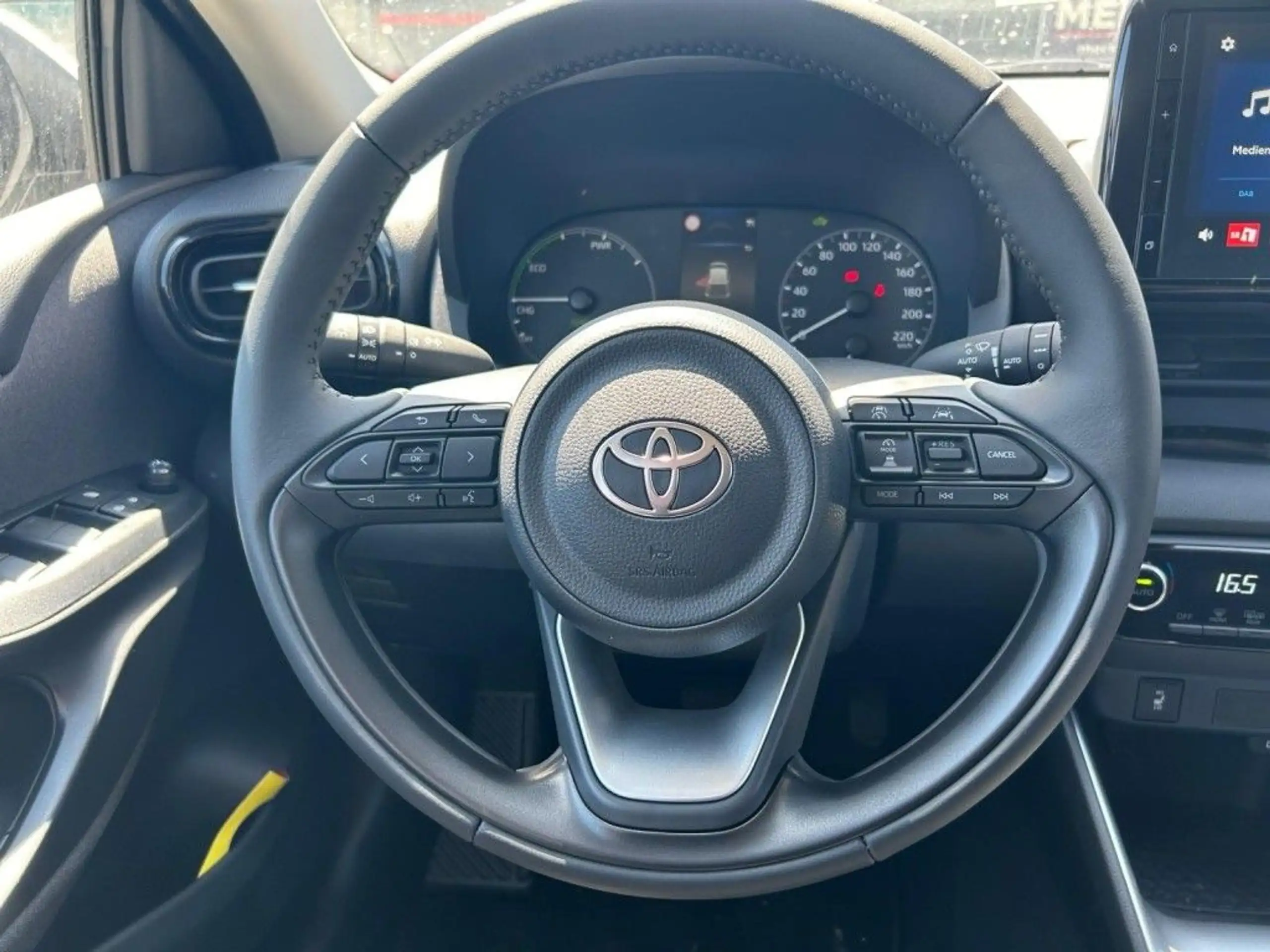 Toyota - Yaris