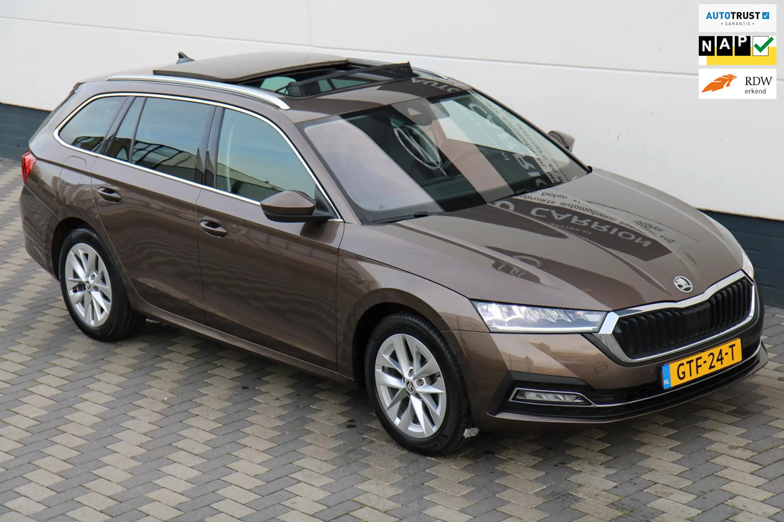 Skoda - Octavia