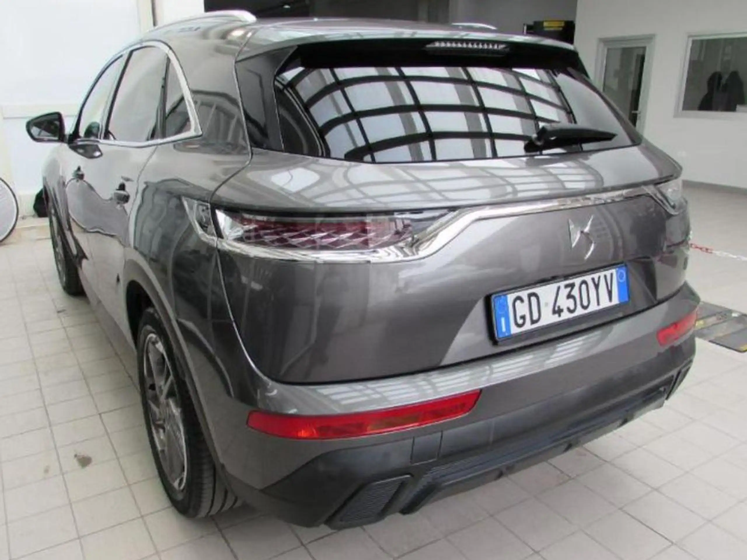 DS Automobiles - DS 7 Crossback