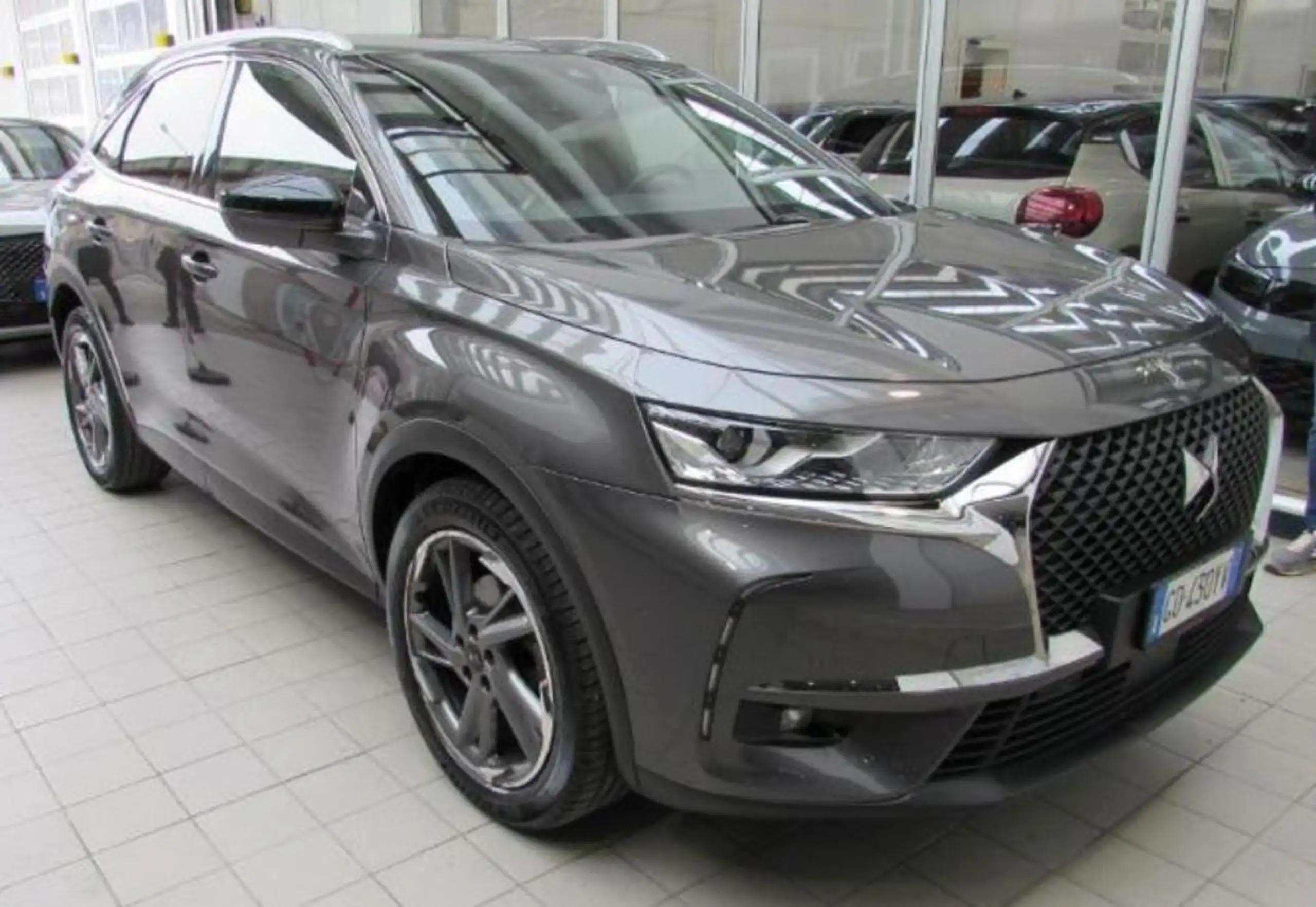 DS Automobiles - DS 7 Crossback