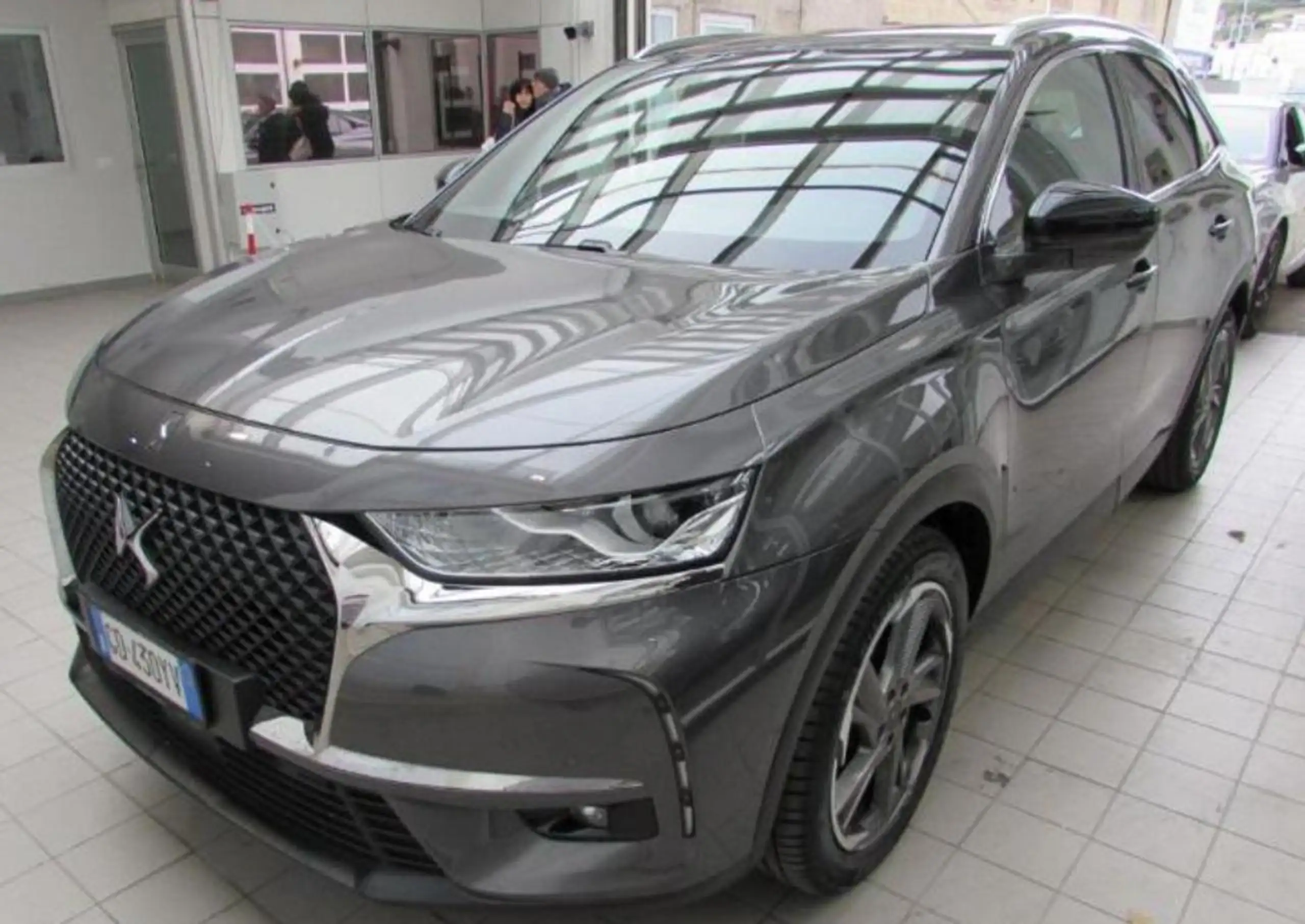 DS Automobiles - DS 7 Crossback