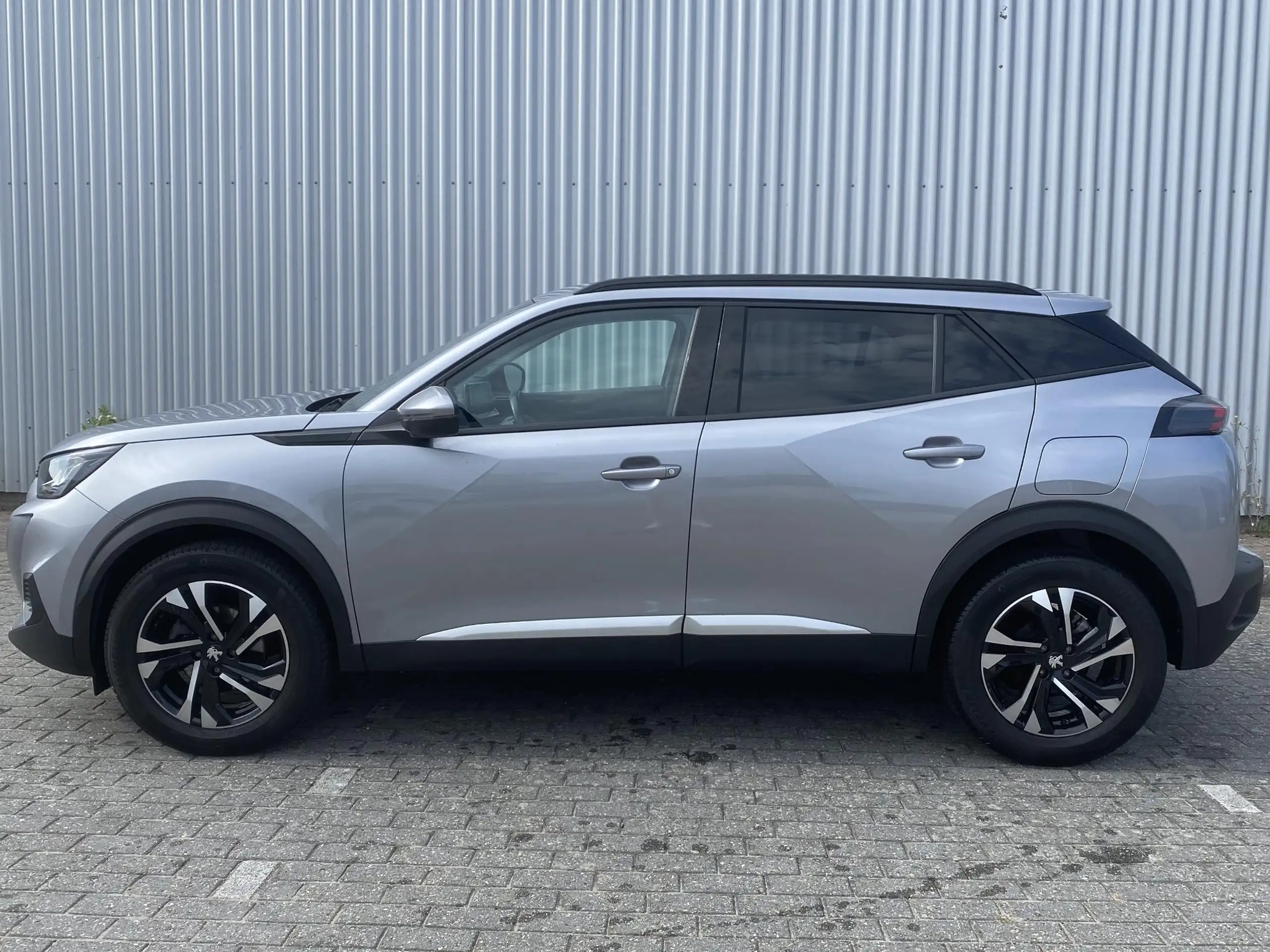 Peugeot - 2008