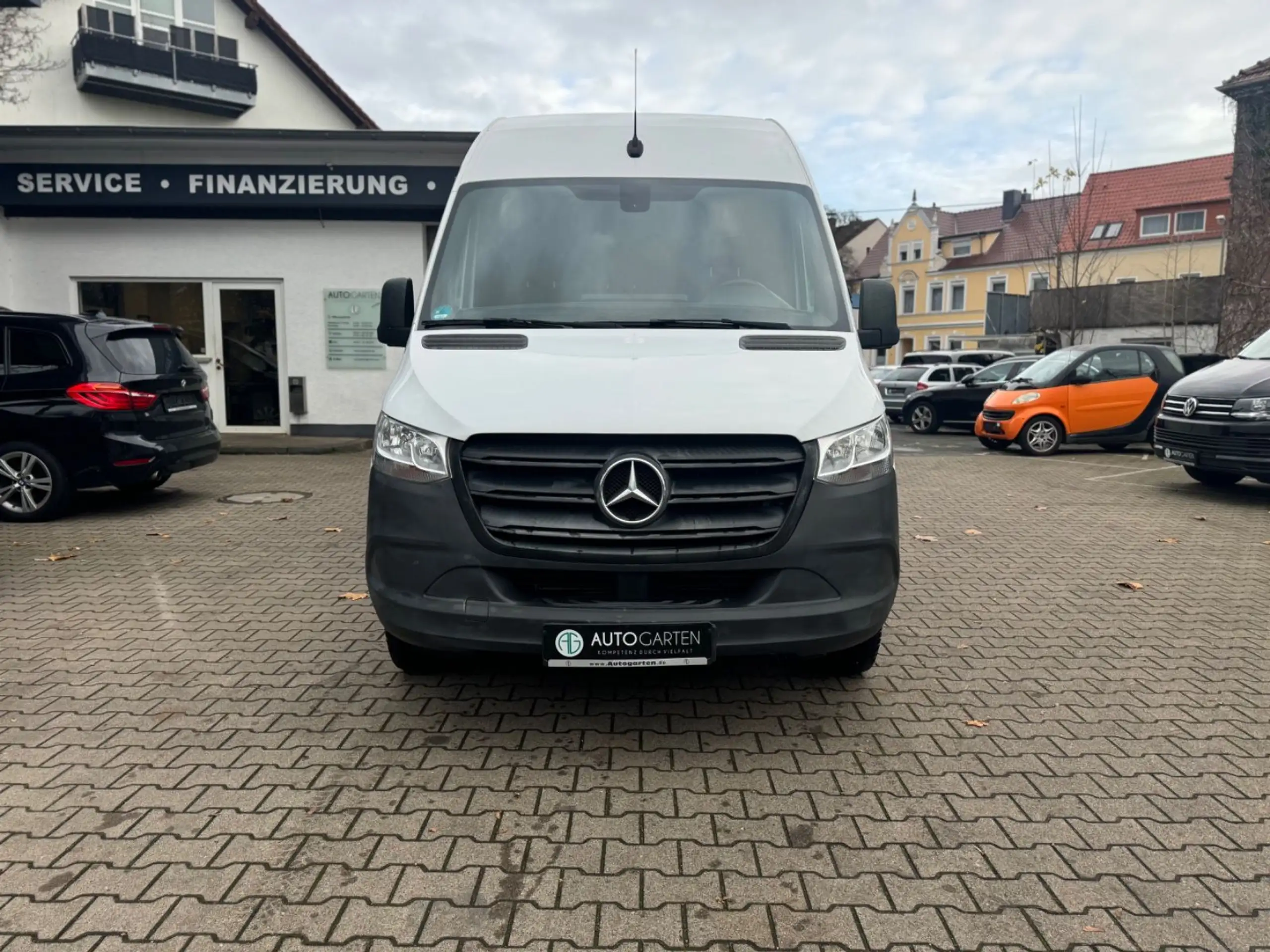 Mercedes-Benz - Sprinter