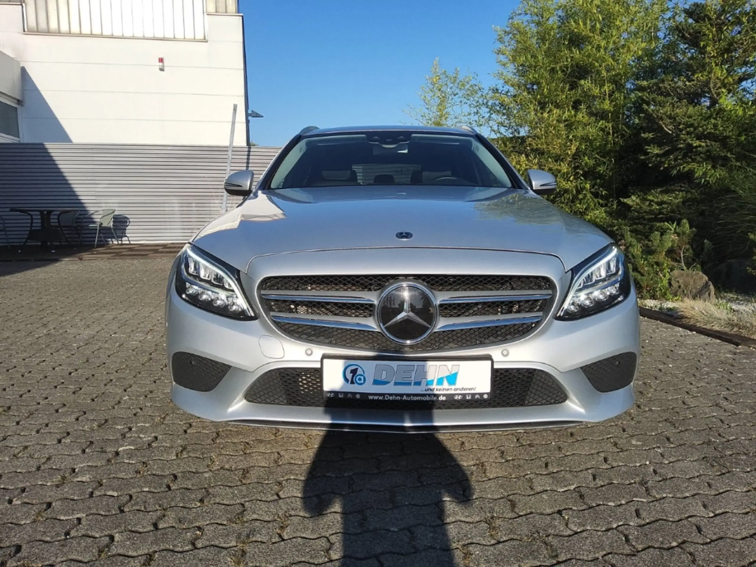 Mercedes-Benz - C 220