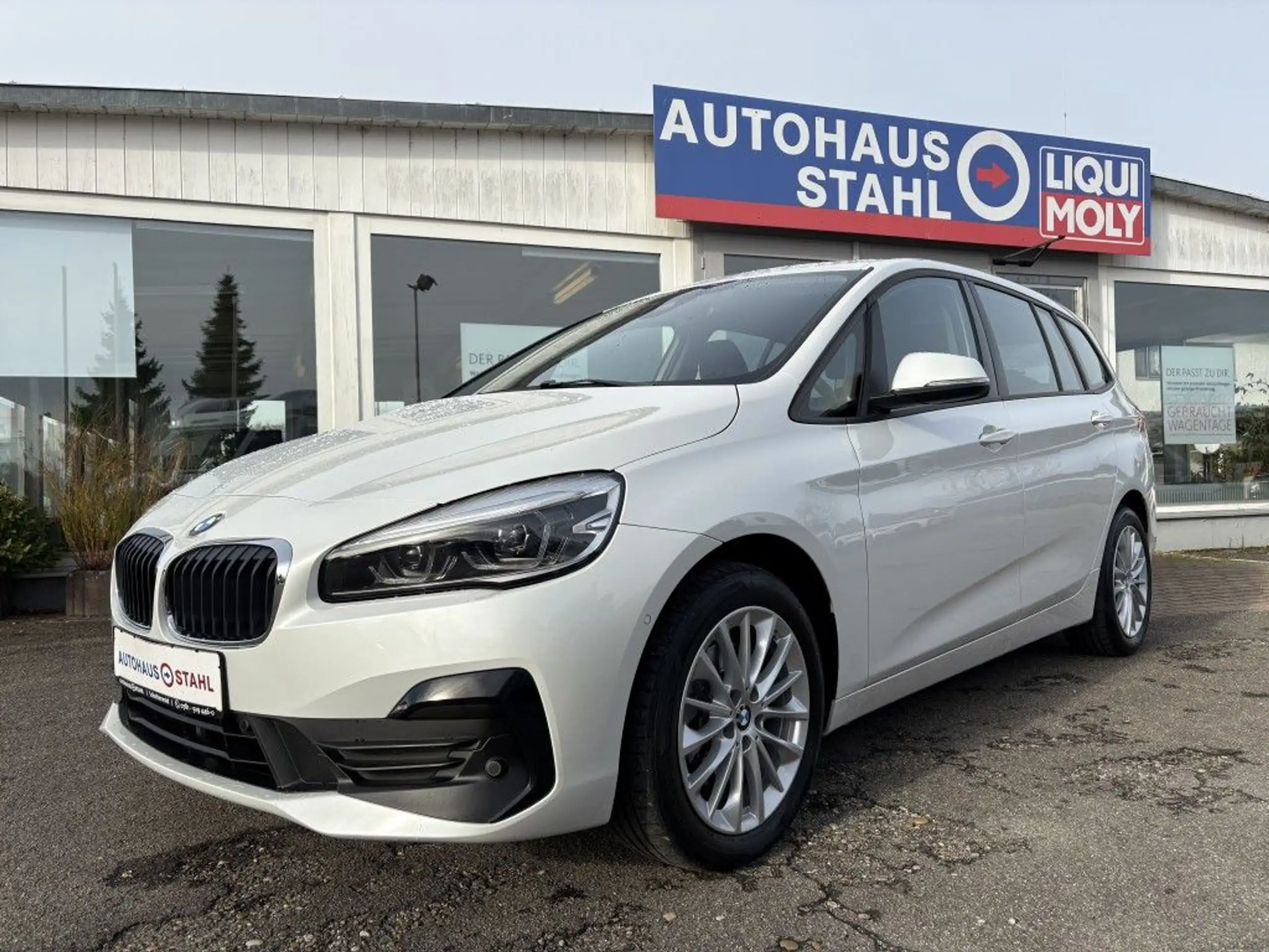 BMW 218 2022